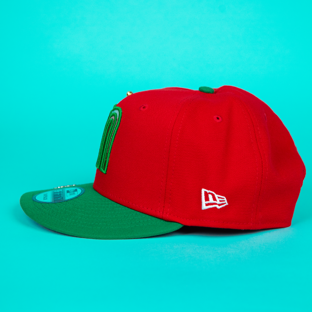 NEW ERA 9FIFTY RED/ GREEN MEXICO WBC SNAPBACK W/ MEXICO FLAG SIDE PATCH