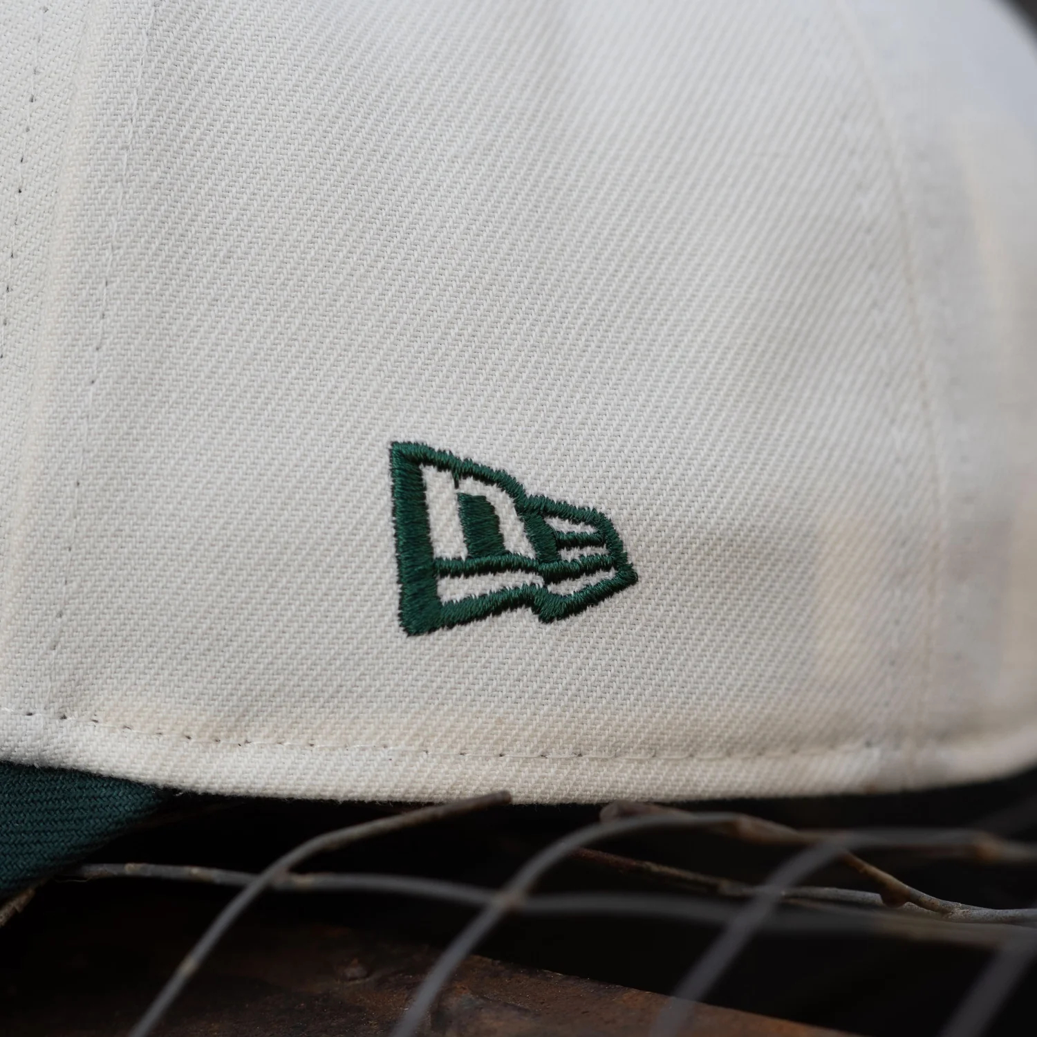 NEW ERA 9FORTY A-FRAME OAKLAND ATHLETICS WORLD SERIES 1989 TWO TONE / YELLOW UV SNAPBACK