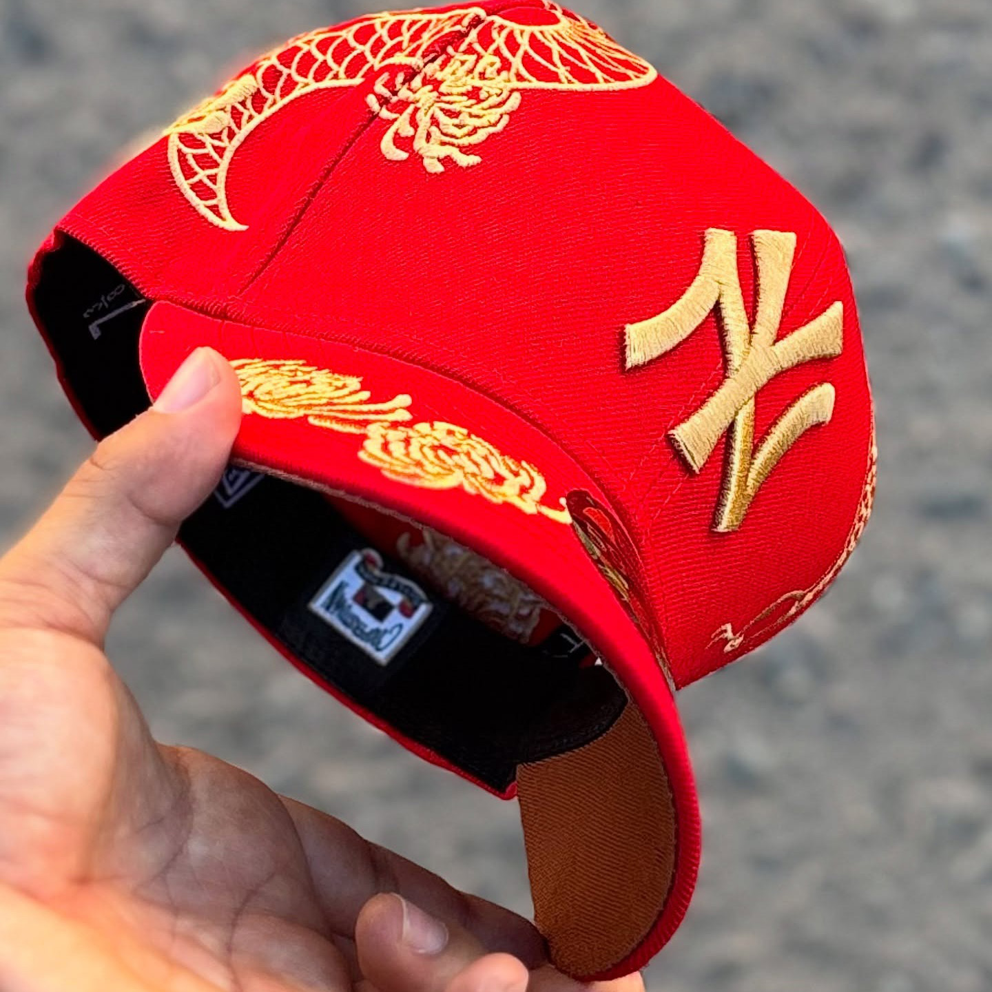 NEW ERA MLB NEW YORK YANKEES YEAR OF THE SNAKE RED EMBROIDERED CASUAL BASEBALL CAP