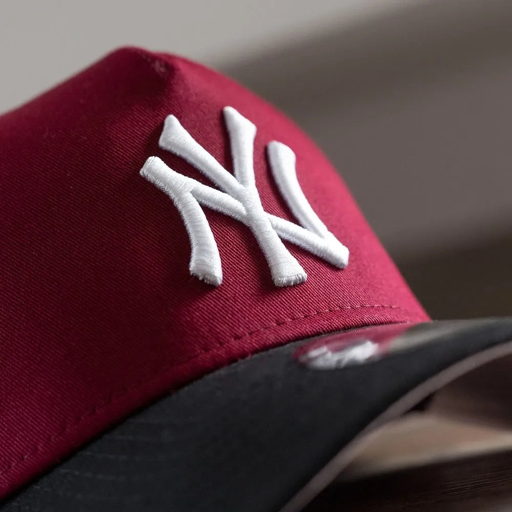 NEW ERA 9FORTY A-FRAME MLB NEW YORK YANKEES WORLD SERIES 1996 TWO TONE / PINK UV SNAPBACK CAP HAT MLB