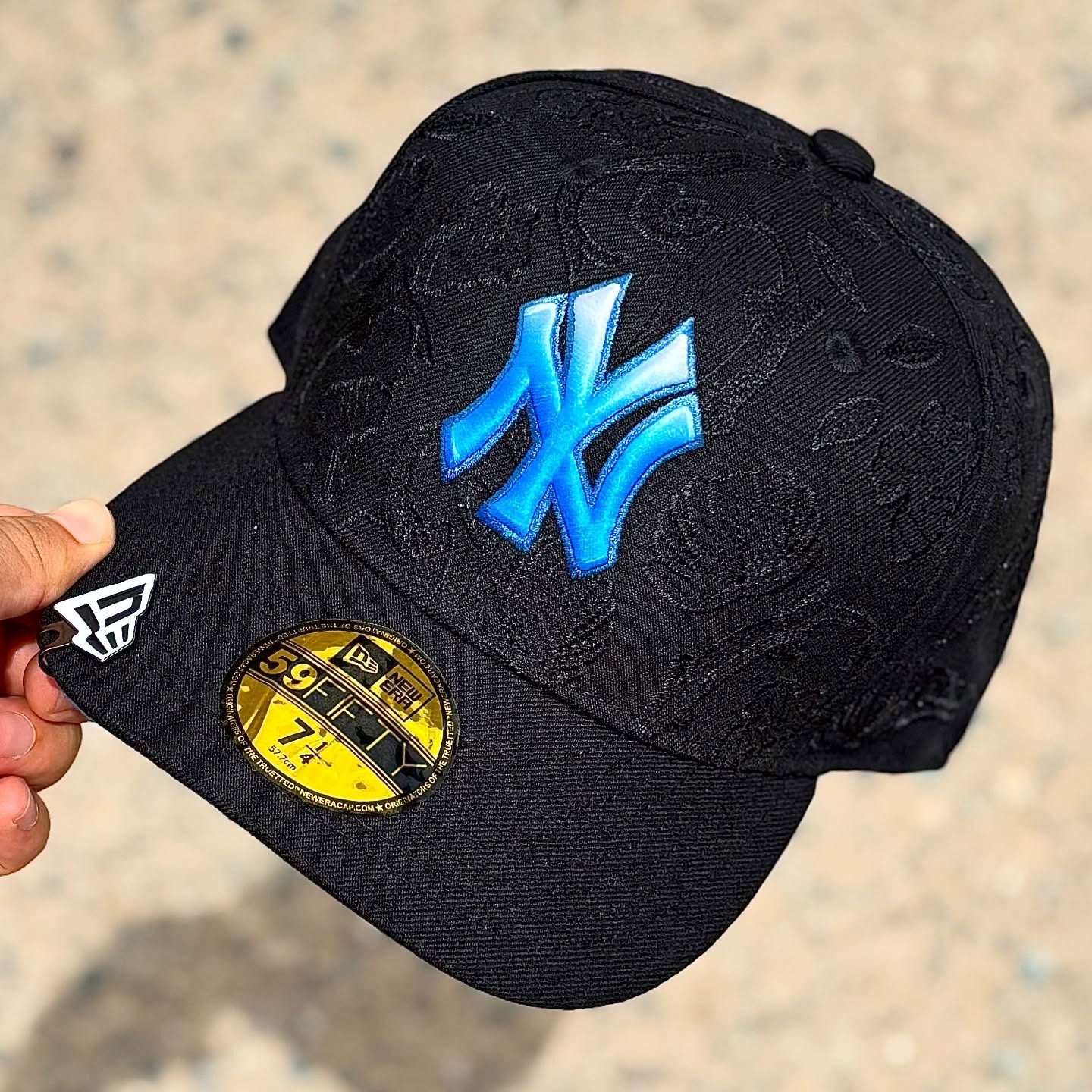 NEW ERA TONAL KOI 59FIFTY FITTED EMBROIDERED CASUAL BASEBALL CAP