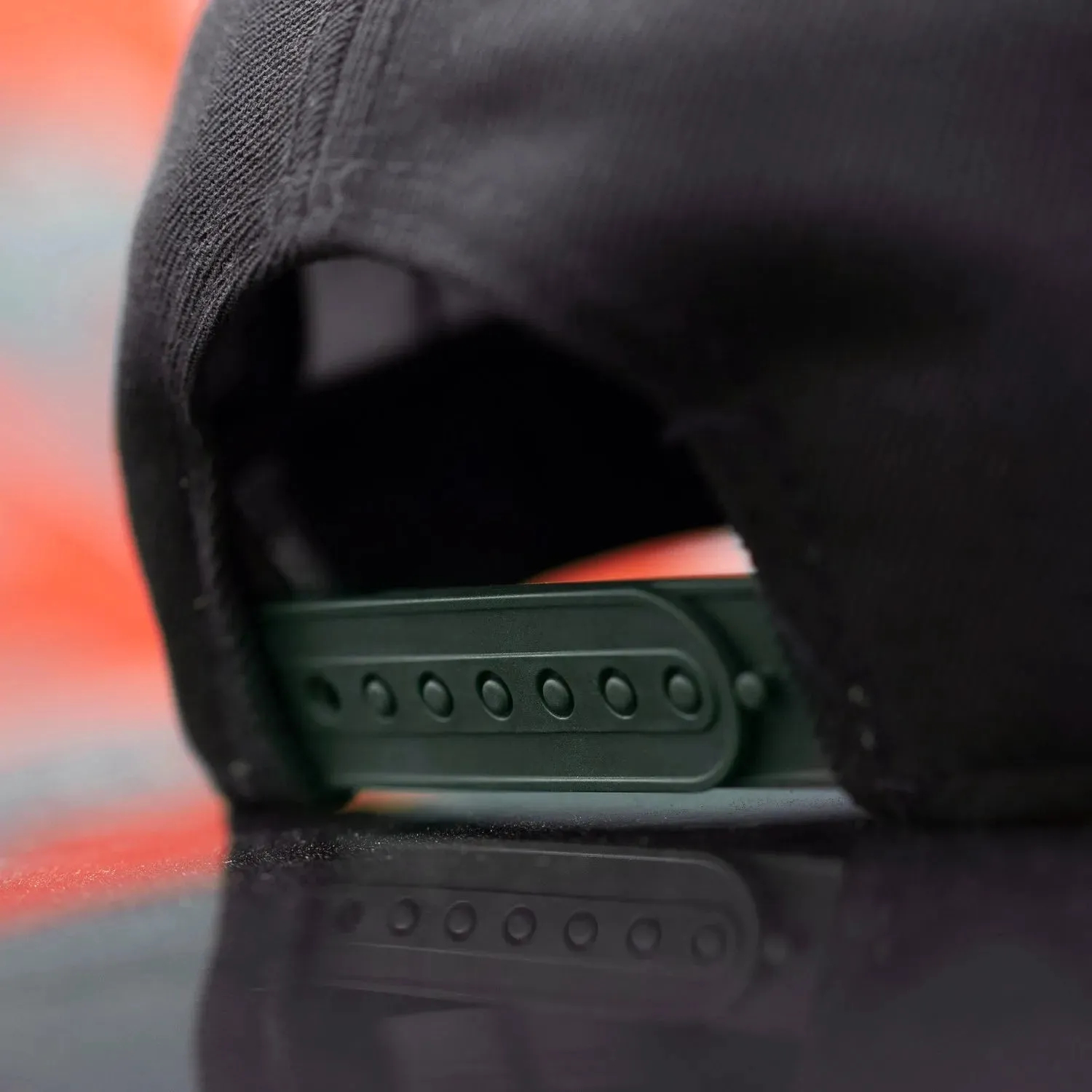 NEW ERA 9FORTY A-FRAME OAKLAND ATHLETICS 30TH ANNIVERSARY TWO TONE / SCARLET UV SNAPBACK