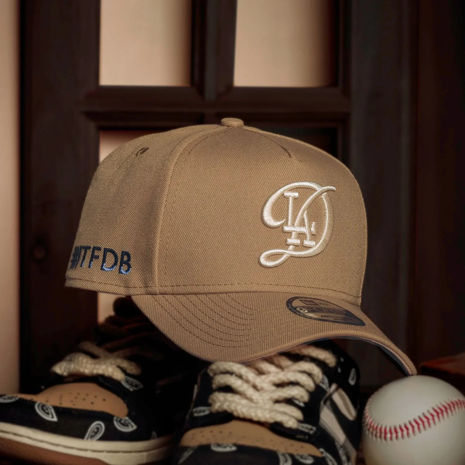 NEW ERA 9FORTY A-FRAME MLB LOS ANGELES DODGERS ITFDB CAMEL/ PINK UV SNAPBACK