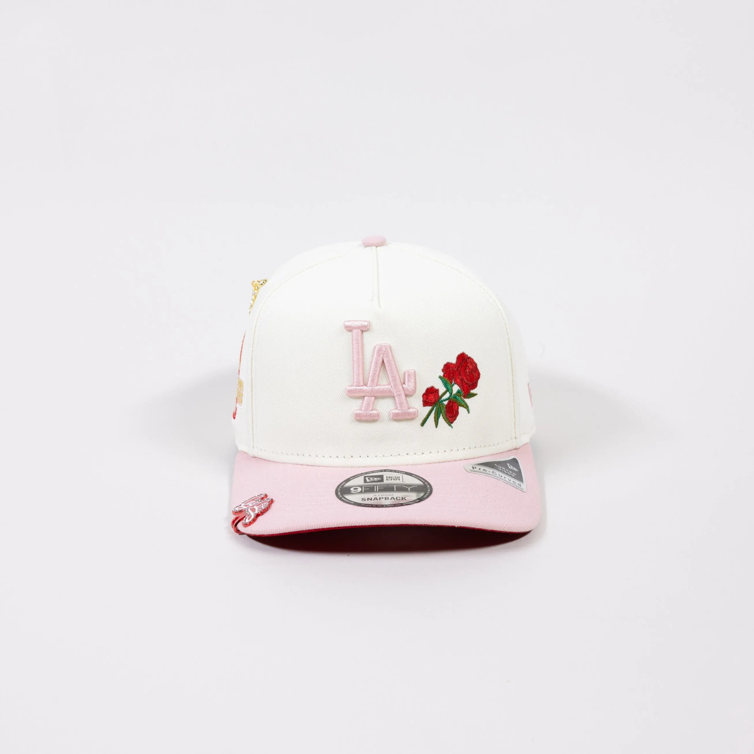 NEW ERA EXCLUSIVE 9FIFTY A-FRAME CHROME/ SOFT PINK LOS ANGELES DODGERS SNAPBACK W/ 2024 WORLD SERIES CHAMPIONS SIDE PATCH