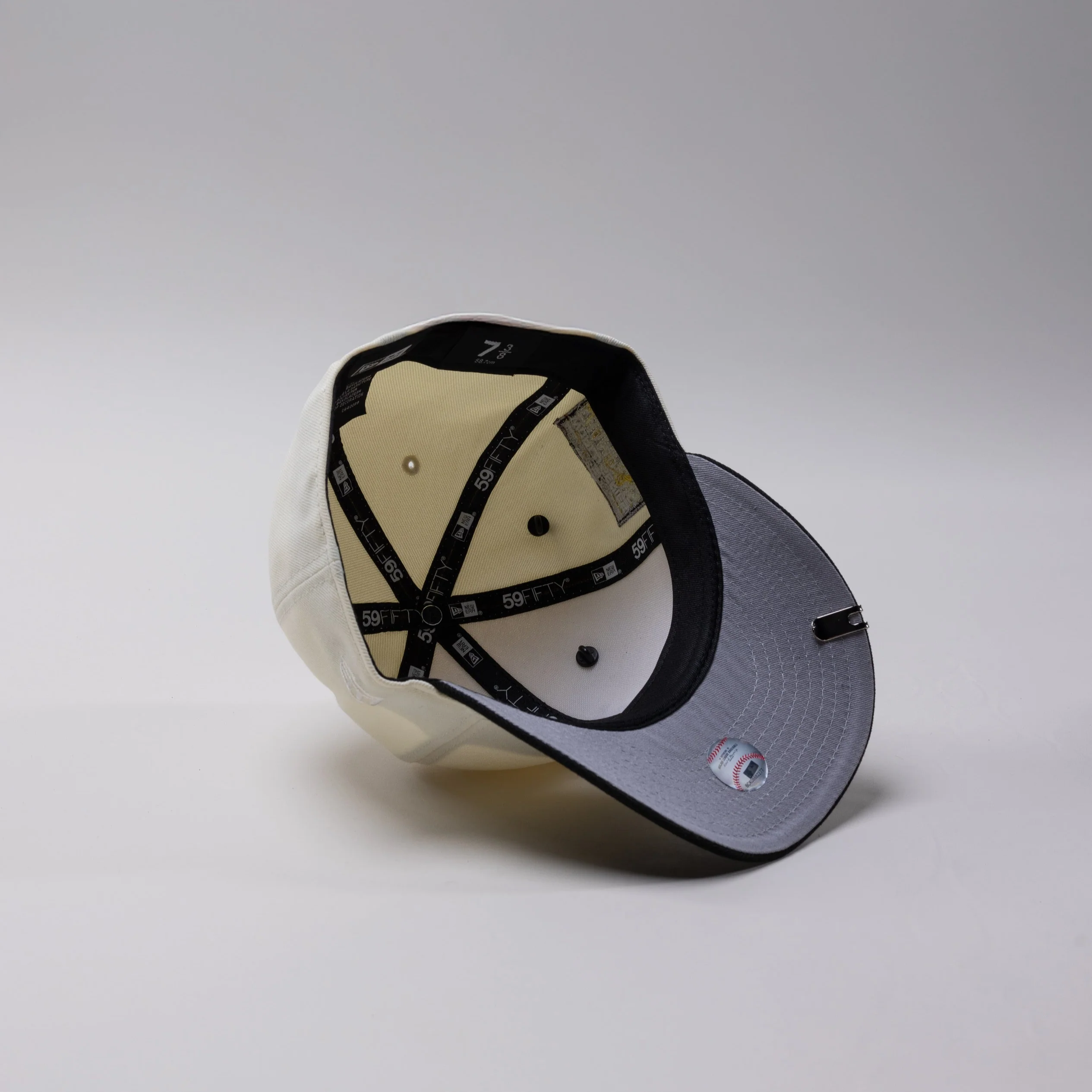 NEW ERA EXCLUSIVE 59FIFTY CHROME/ BLACK UPSIDE DOWN LOS ANGELES DODGERS W/ 2020 WORLD SERIES CHAMPIONS SIDE PATCH