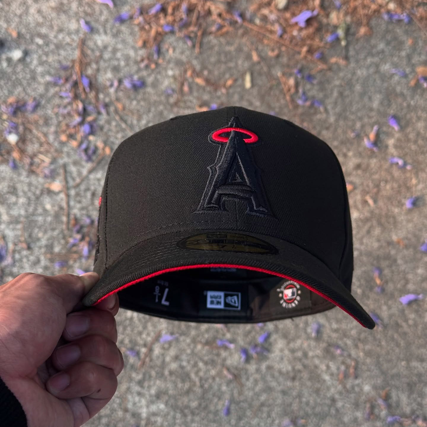 NEW ERA ANAHEIM ANGELS 50TH ANNIVERSARY BLACKOUT RED EMBROIDERED CASUAL BASEBALL CAP