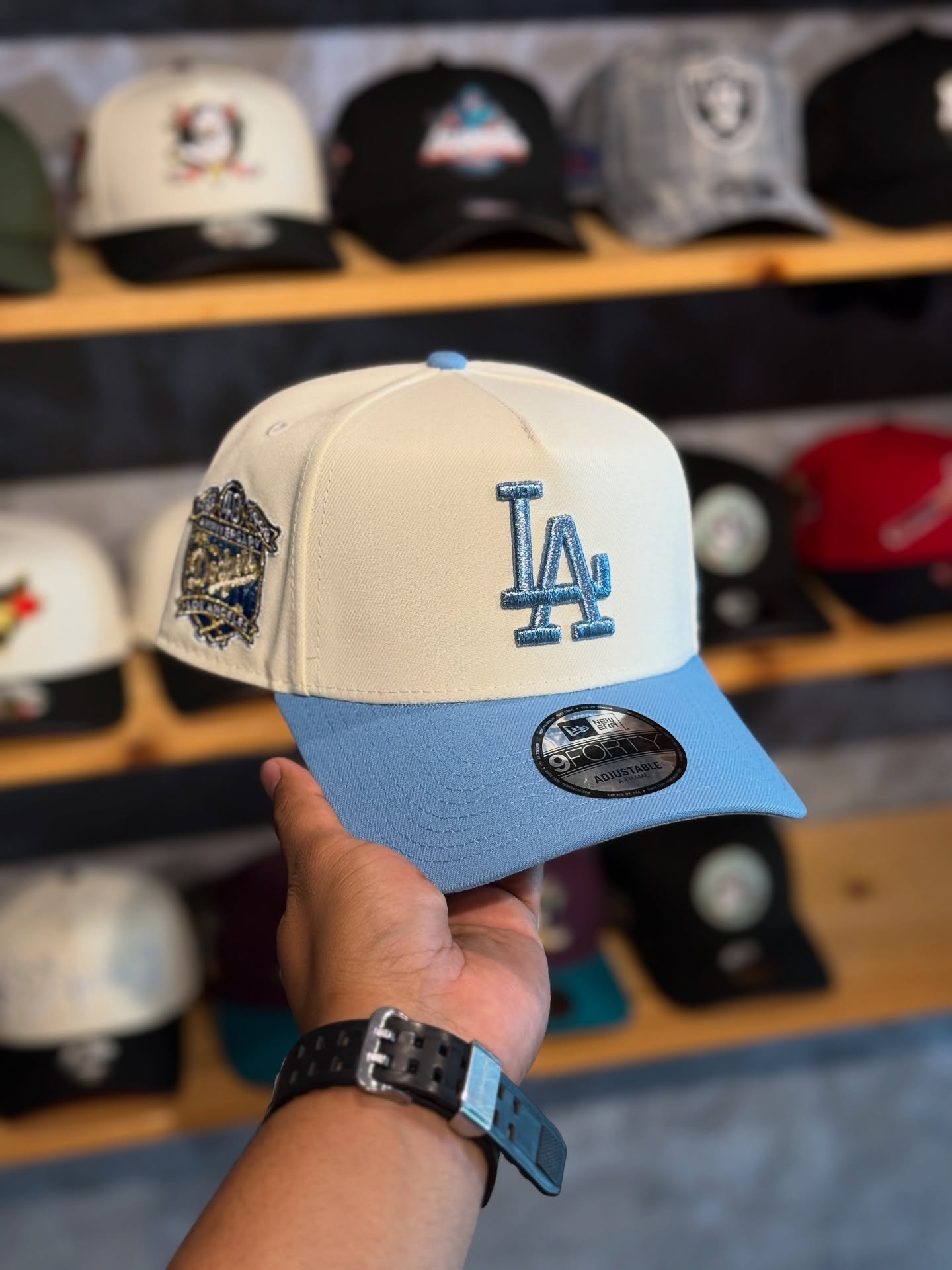 NEW ERA LOS ANGELES DODGERS 40TH ANNIVERSARY CHROME GOLD EDITION 9FORTY A FRAME SNAPBACK HAT