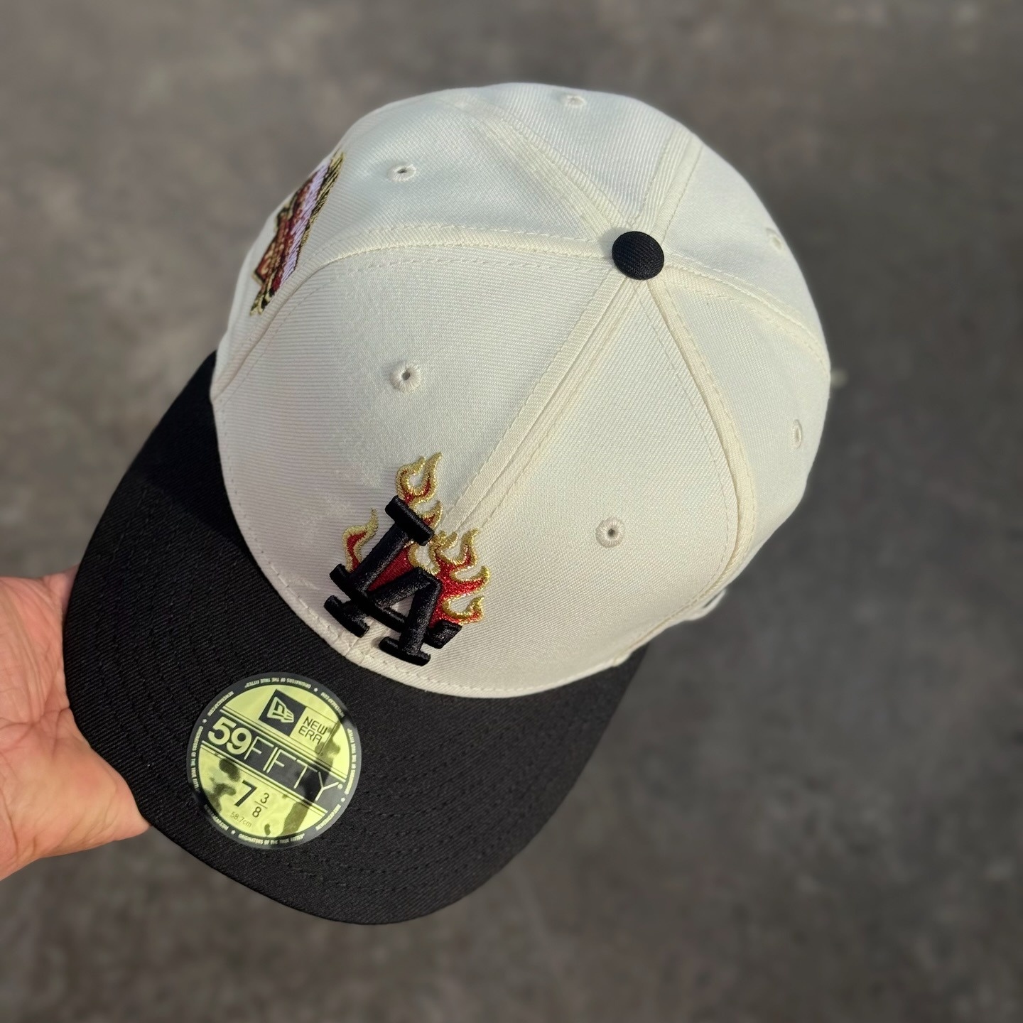 NEW ERA EXCLUSIVE 59FIFTY CHROME/ BLACK LOS ANGELES ANGELS W/ 40TH ANNIVERSARY SIDE PATCH