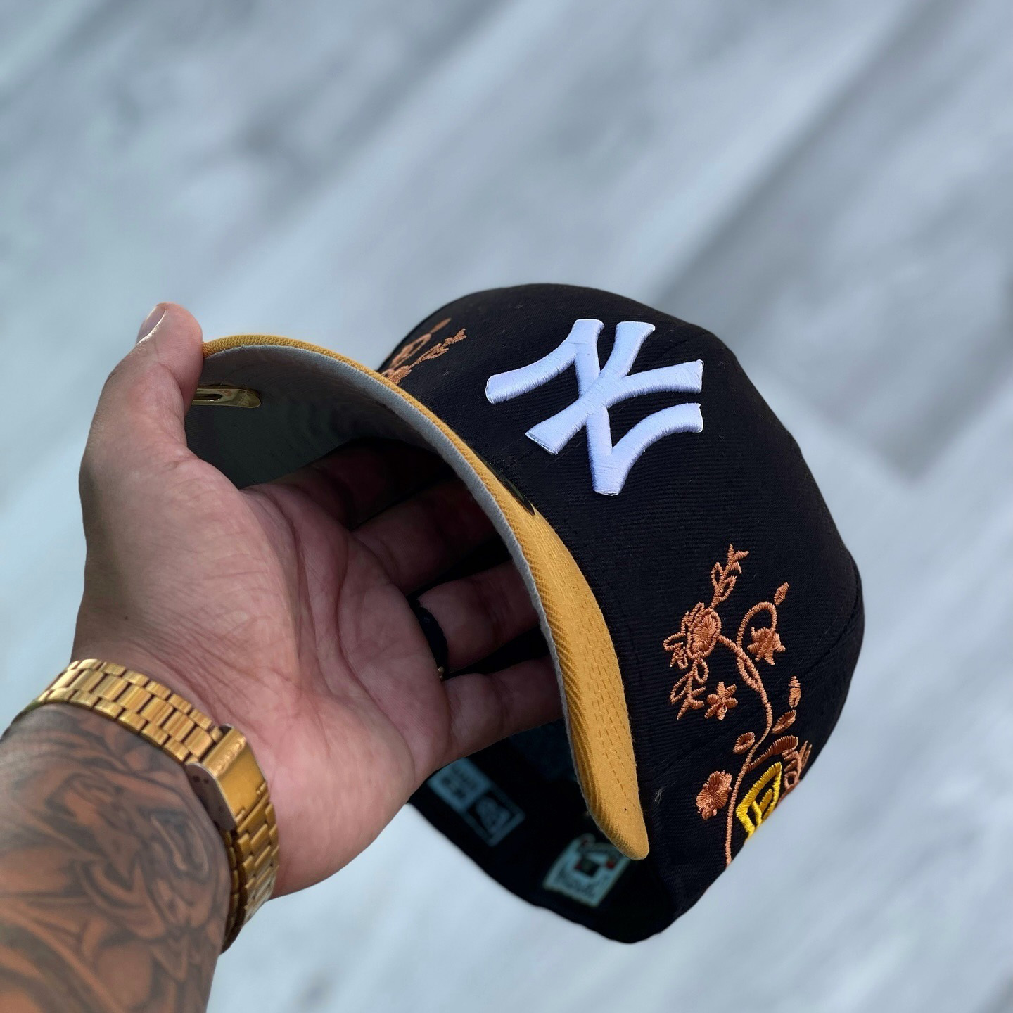 NEW ERA NEW YORK YANKEES FLORAL VINE EMBROIDERED CASUAL BASEBALL CAP