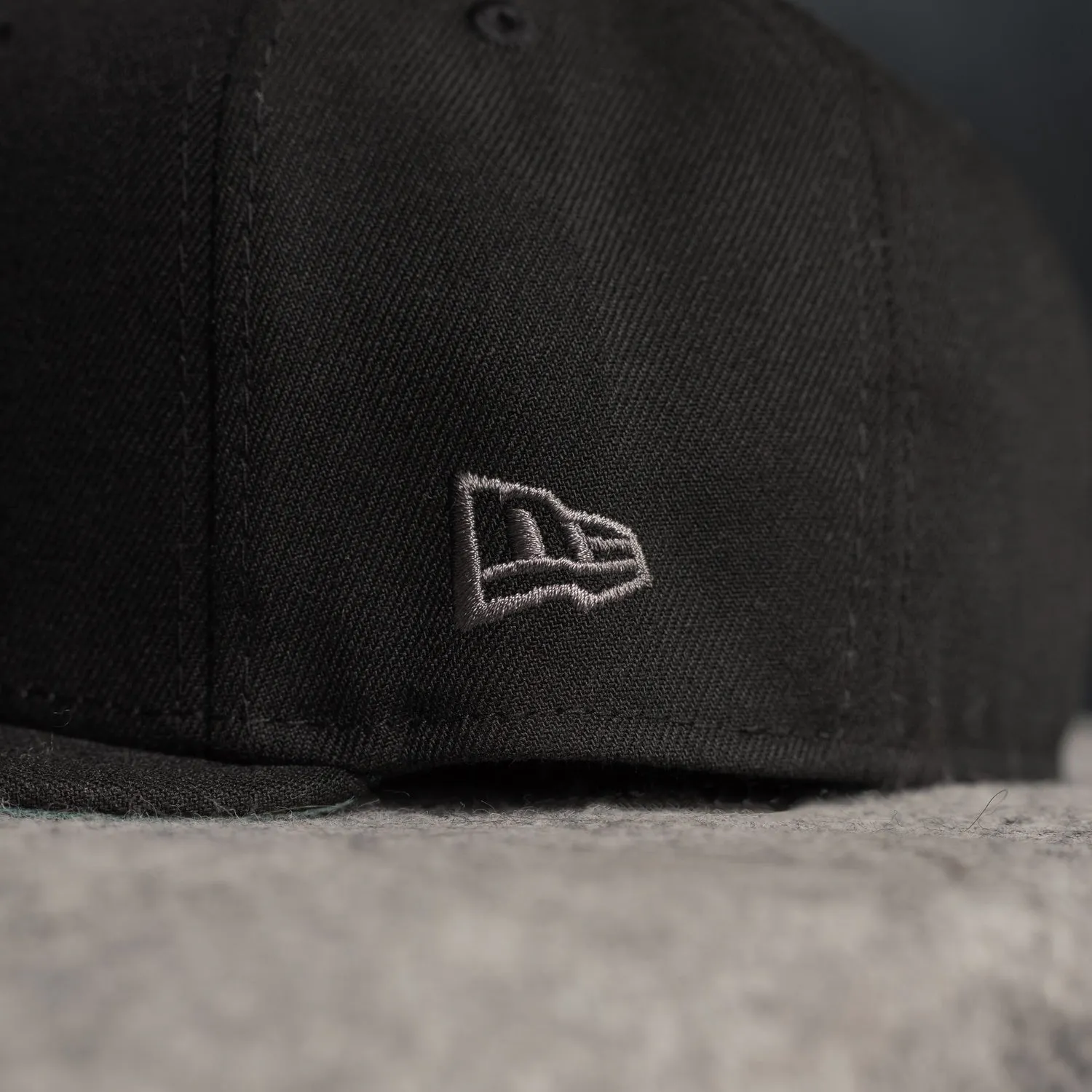 NEW ERA DETROIT TIGERS DETROIT TIGERS ALL STAR GAME 2005 BLACK / MINT UV EMBROIDERED CASUAL BASEBALL CAP