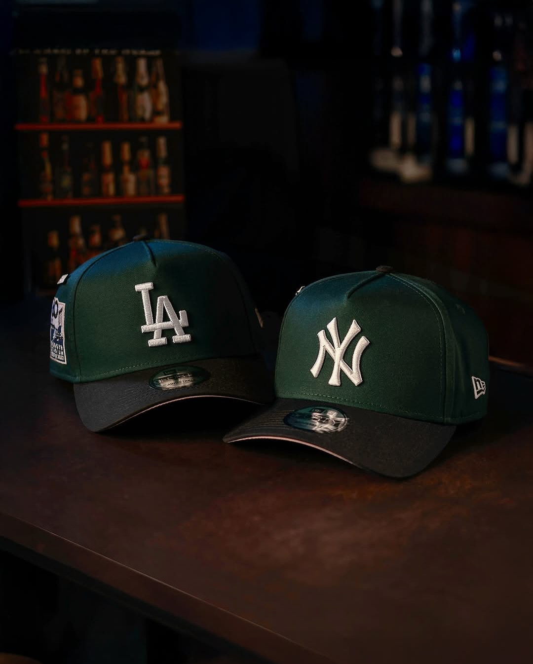 NEW ERA 9FORTY A-FRAME NEW YORK YANKEES WORLD SERIES 1998 TWO TONE / PINK UV SNAPBACK CAP