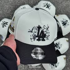 NEW ERA MLB LOS ANGELES DODGERS EAGLE EMBROIDERED BASEBALL CAP