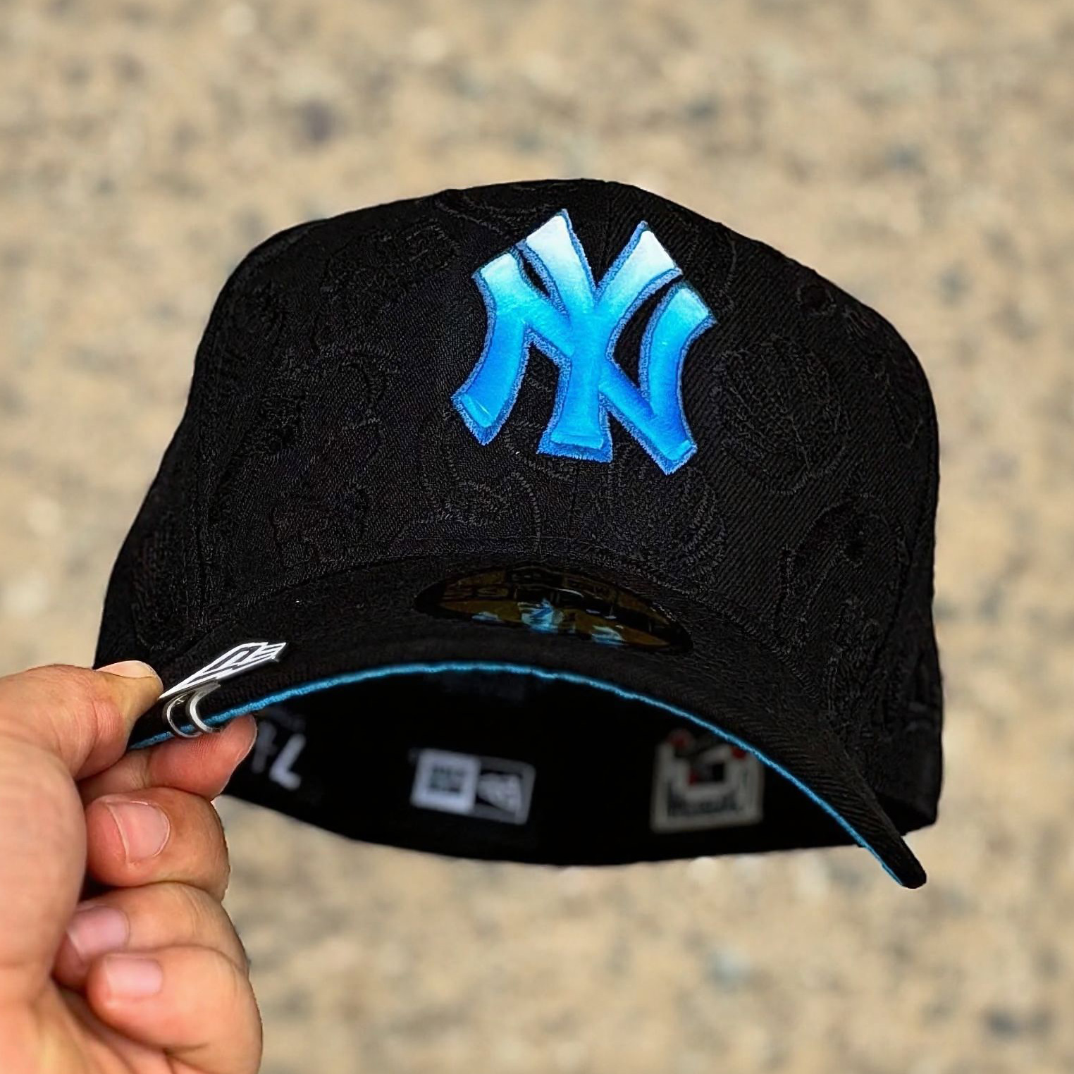 NEW ERA TONAL KOI 59FIFTY FITTED EMBROIDERED CASUAL BASEBALL CAP