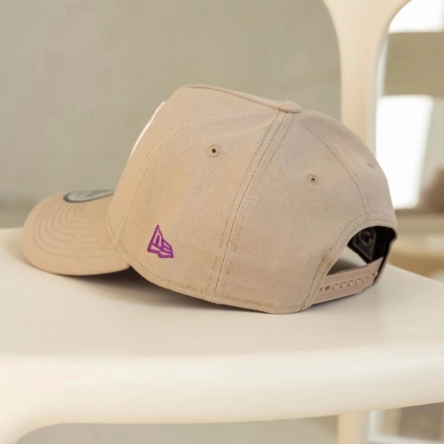 NEW ERA 9FORTY A-FRAME ANAHEIM ANGELS 50TH ANNIVERSARY CAMEL / SPARKLING GRAPE UV CAP