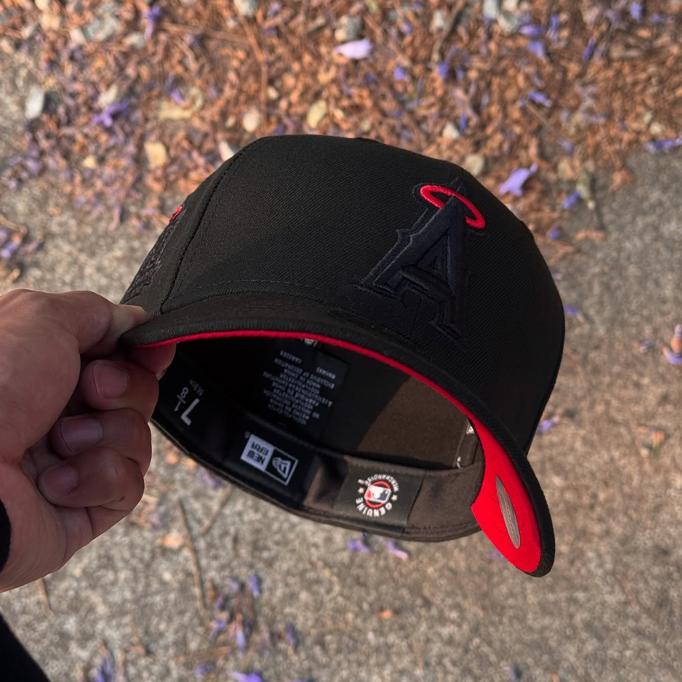 NEW ERA ANAHEIM ANGELS 50TH ANNIVERSARY BLACKOUT RED EMBROIDERED CASUAL BASEBALL CAP