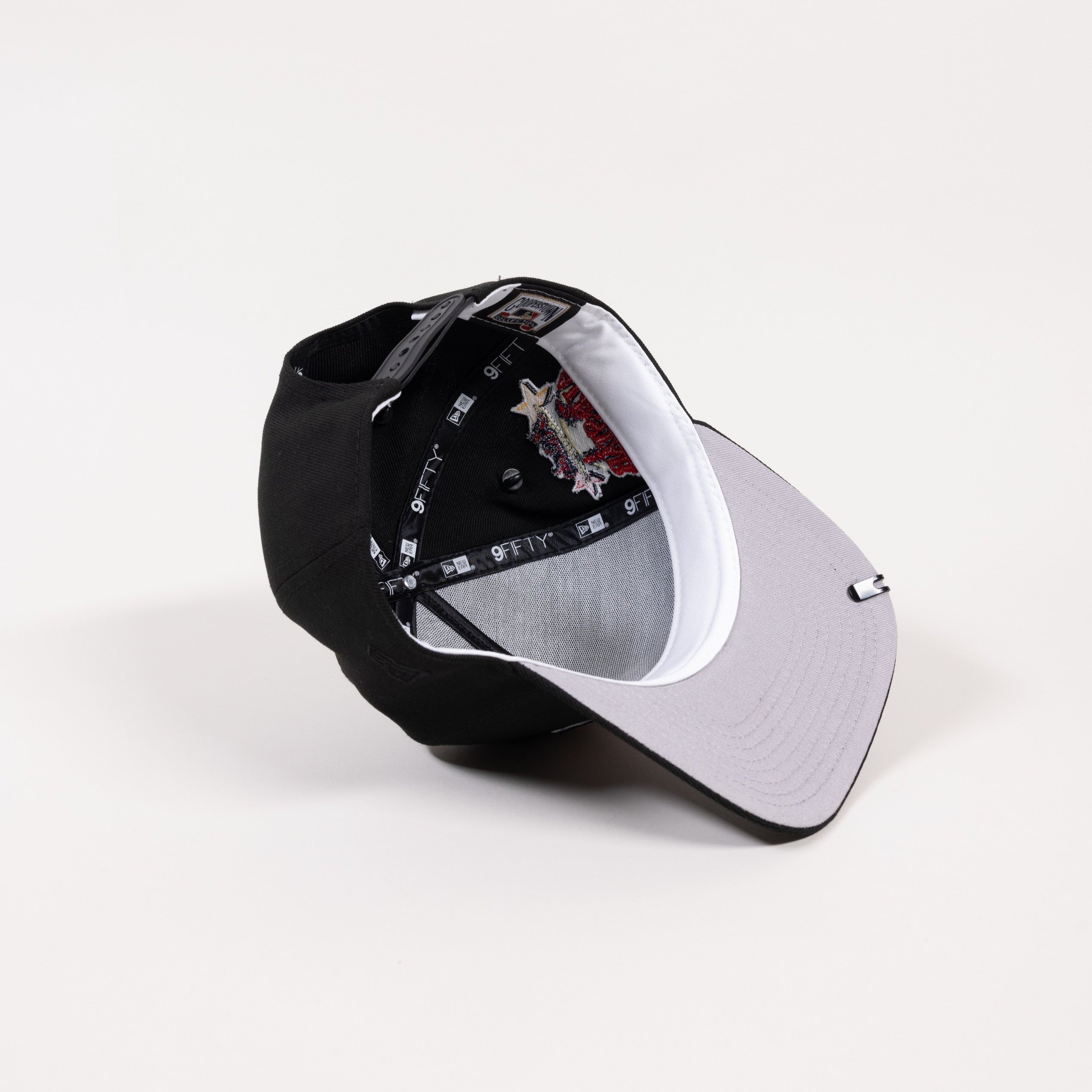 NEW ERA EXCLUSIVE 9FIFTY A-FRAME BLACK ATLANTA BRAVES SNAPBACK W/ 2000 ALL STAR GAME SIDE PATCH