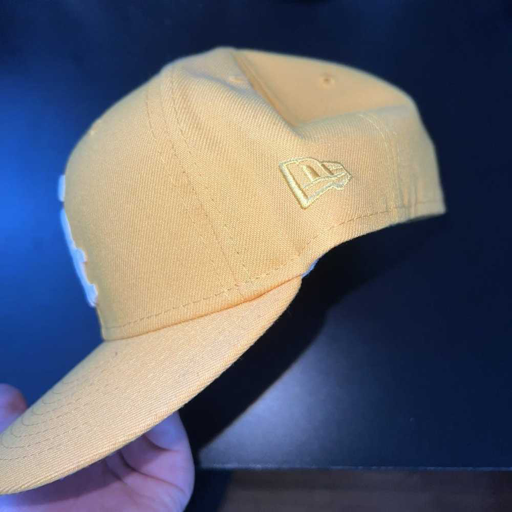 NEW ERA 9FORTY A MLB CHICAGO WHITE SOX. GOLDEN BASEBALL CAP