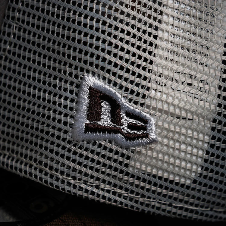 NEW ERA 9FORTY A-FRAME MLB CHICAGO WHITE SOX STONE / WHEAT UV TRUCKER