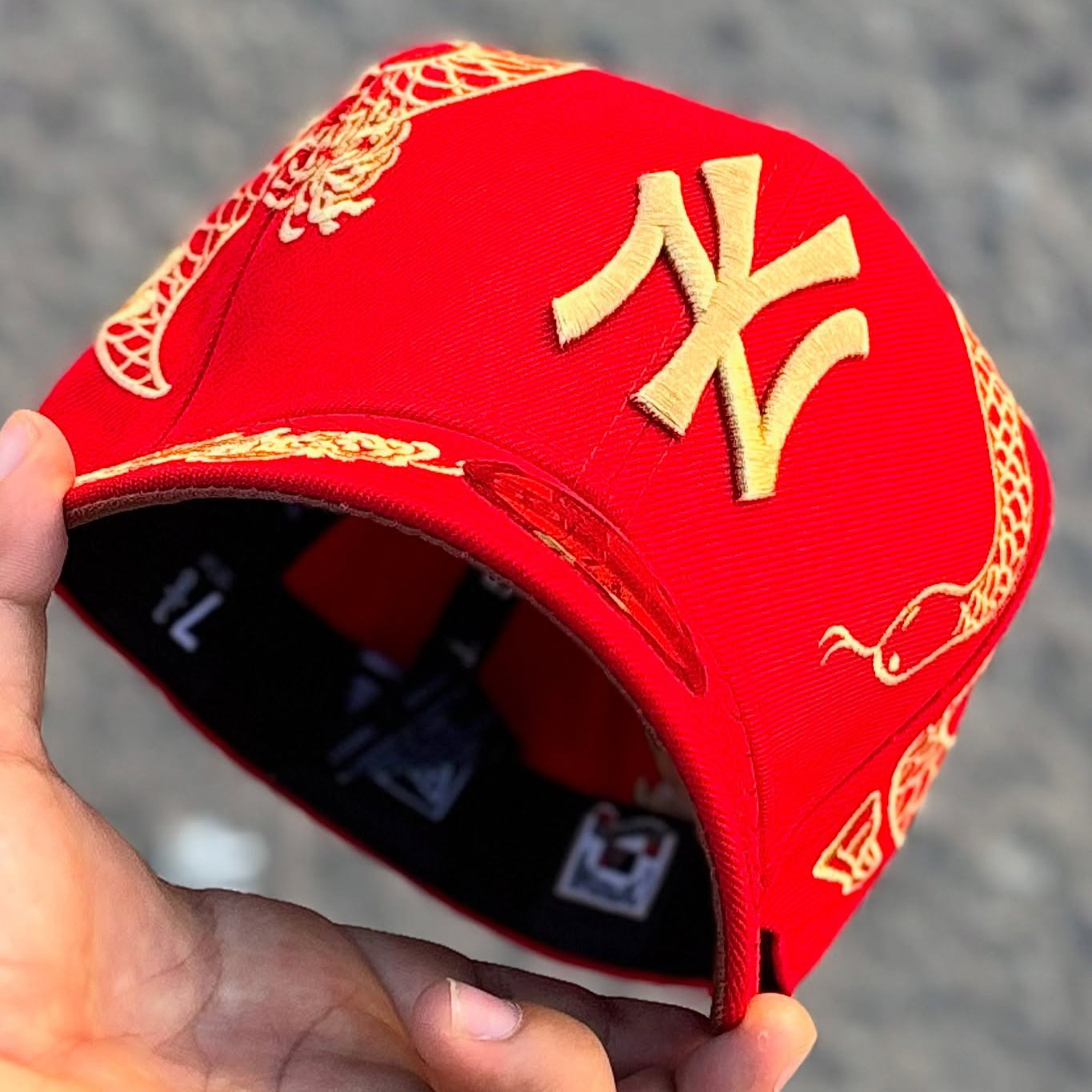 NEW ERA MLB NEW YORK YANKEES YEAR OF THE SNAKE RED EMBROIDERED CASUAL BASEBALL CAP