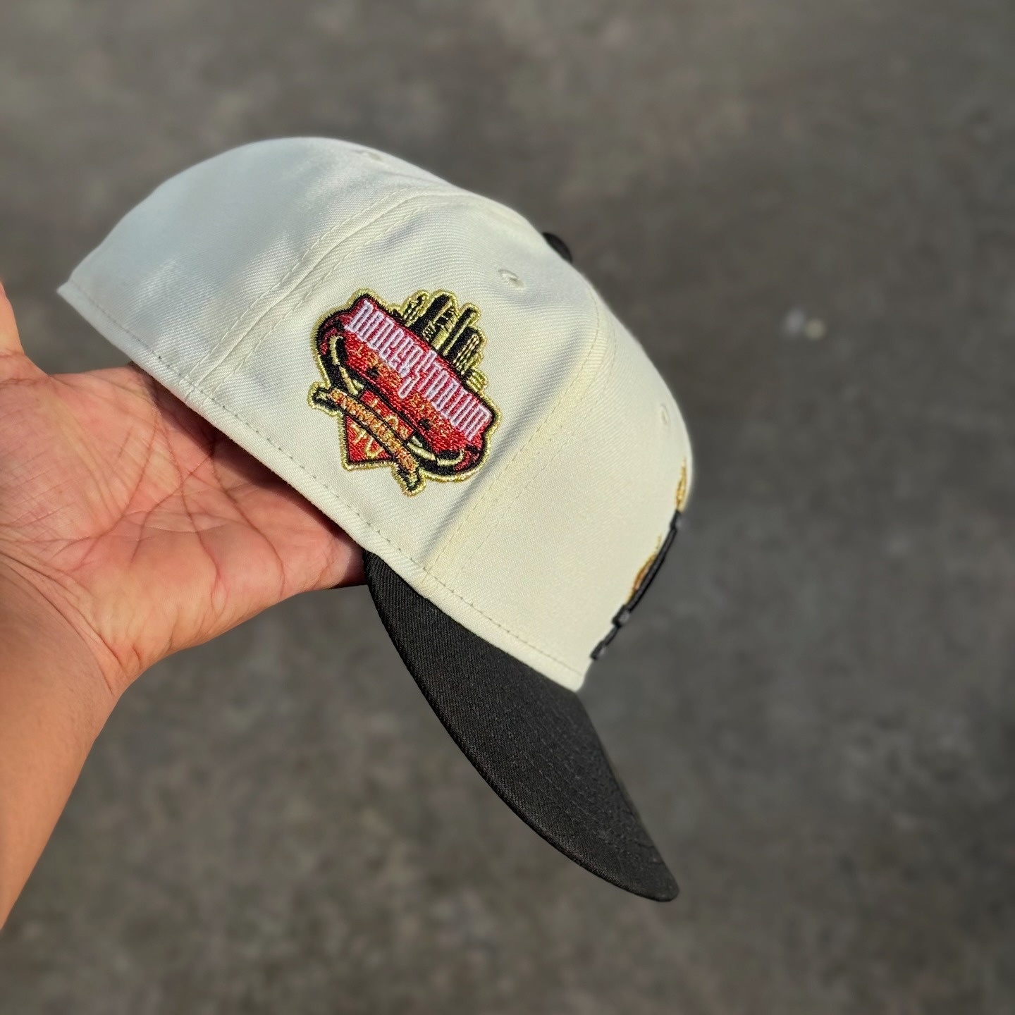 NEW ERA EXCLUSIVE 59FIFTY CHROME/ BLACK LOS ANGELES ANGELS W/ 40TH ANNIVERSARY SIDE PATCH