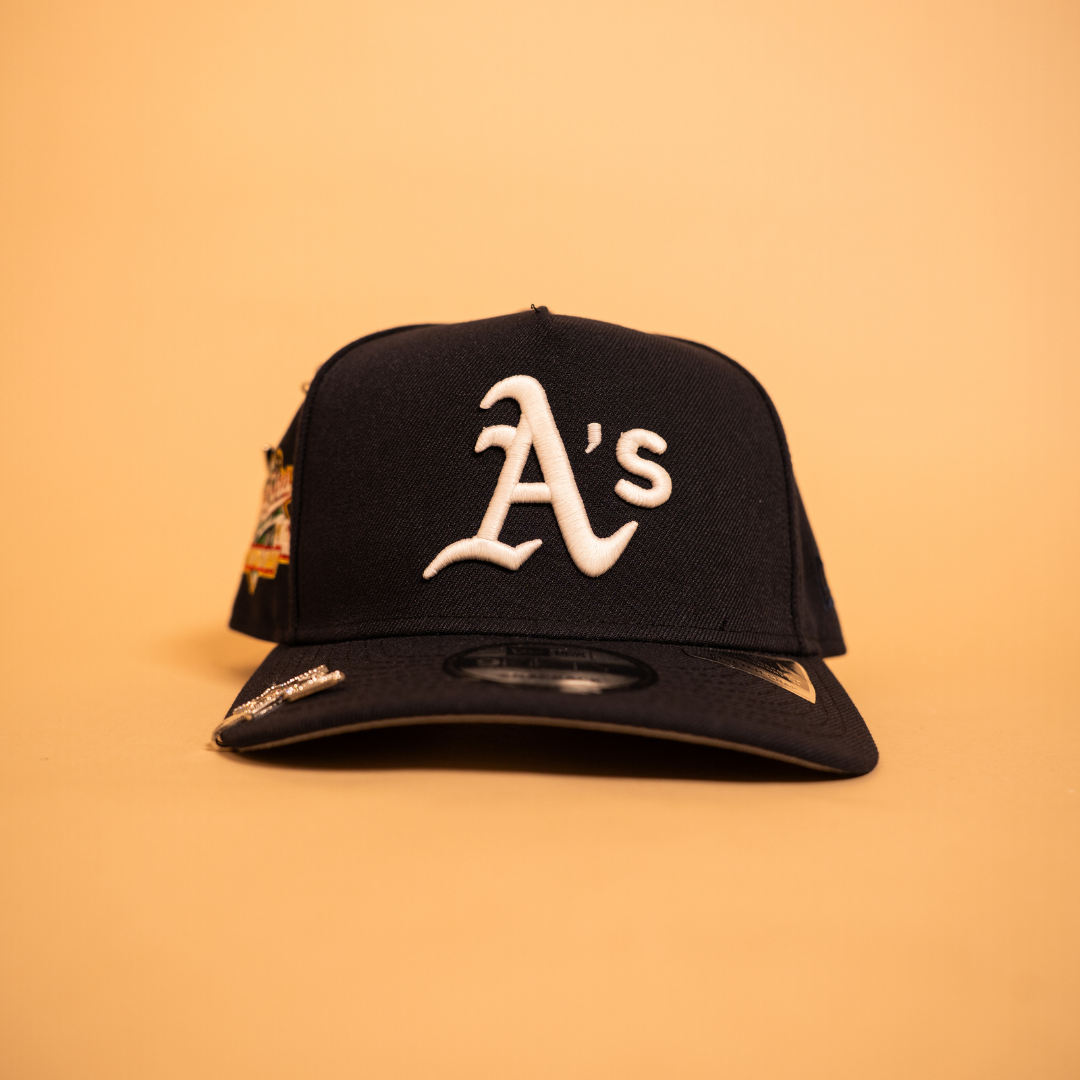 NEW ERA EXCLUSIVE 9FIFTY A-FRAME NAVY OAKLAND A'S W/ 