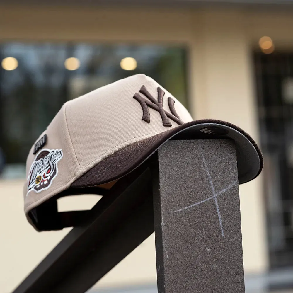 NEW ERA 9FORTY A-FRAME MLB NEW YORK YANKEES WORLD SERIES 1998 TWO TONE / GREY UV SNAPBACK