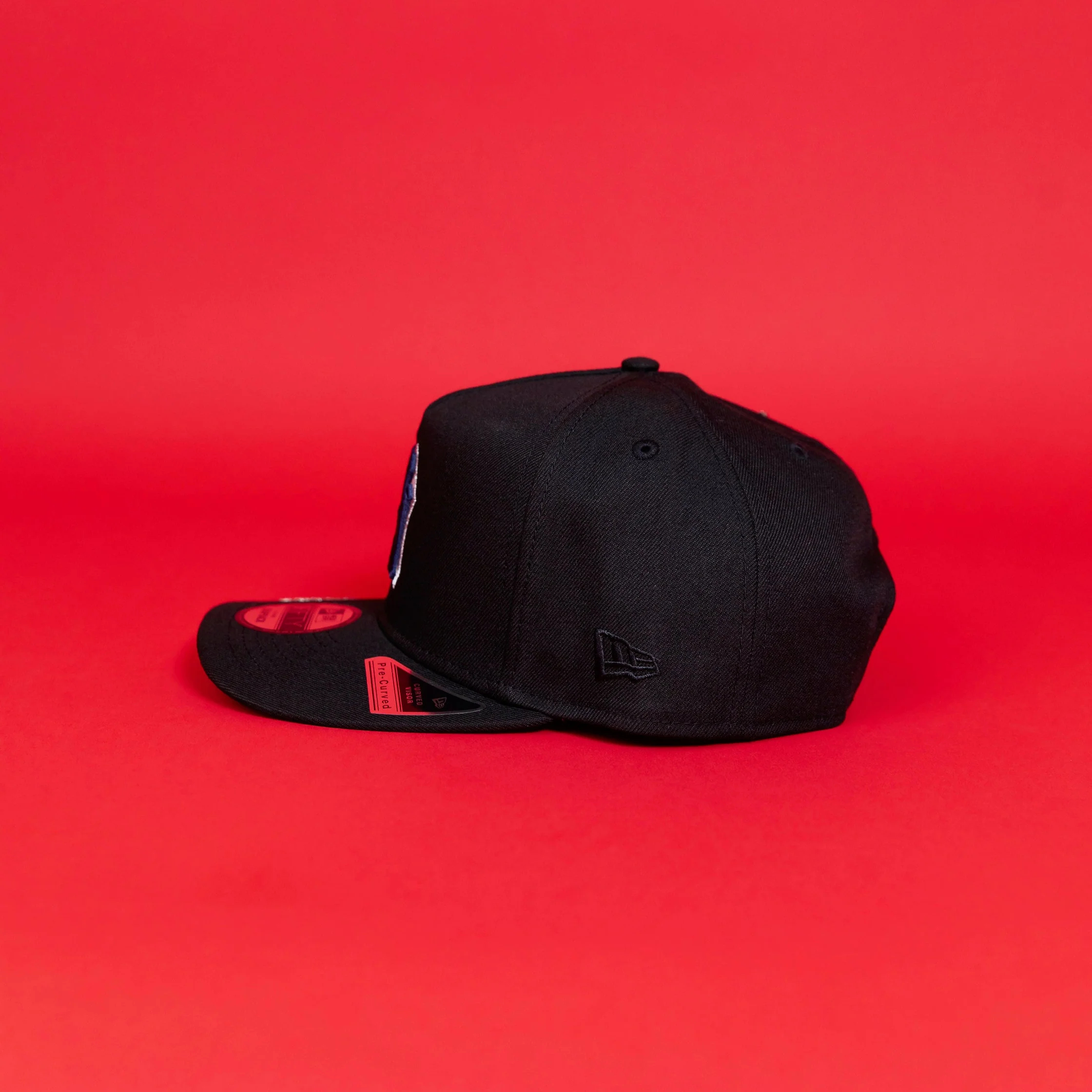 NEW ERA EXCLUSIVE 9FIFTY A-FRAME BLACK NEW YORK YANKEES SNAPBACK W/ 1999 WORLD SERIES SIDE PATCH