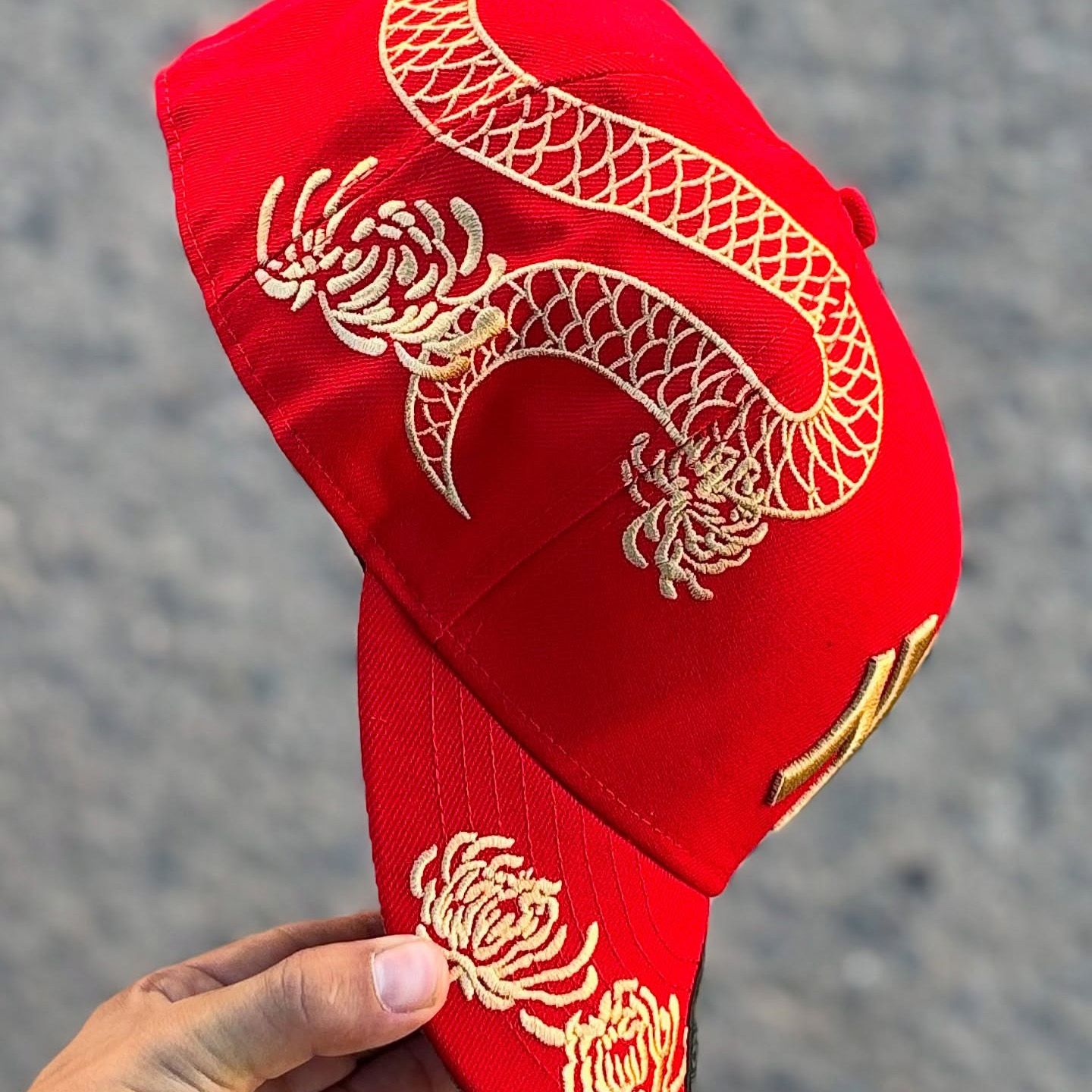 NEW ERA MLB NEW YORK YANKEES YEAR OF THE SNAKE RED EMBROIDERED CASUAL BASEBALL CAP