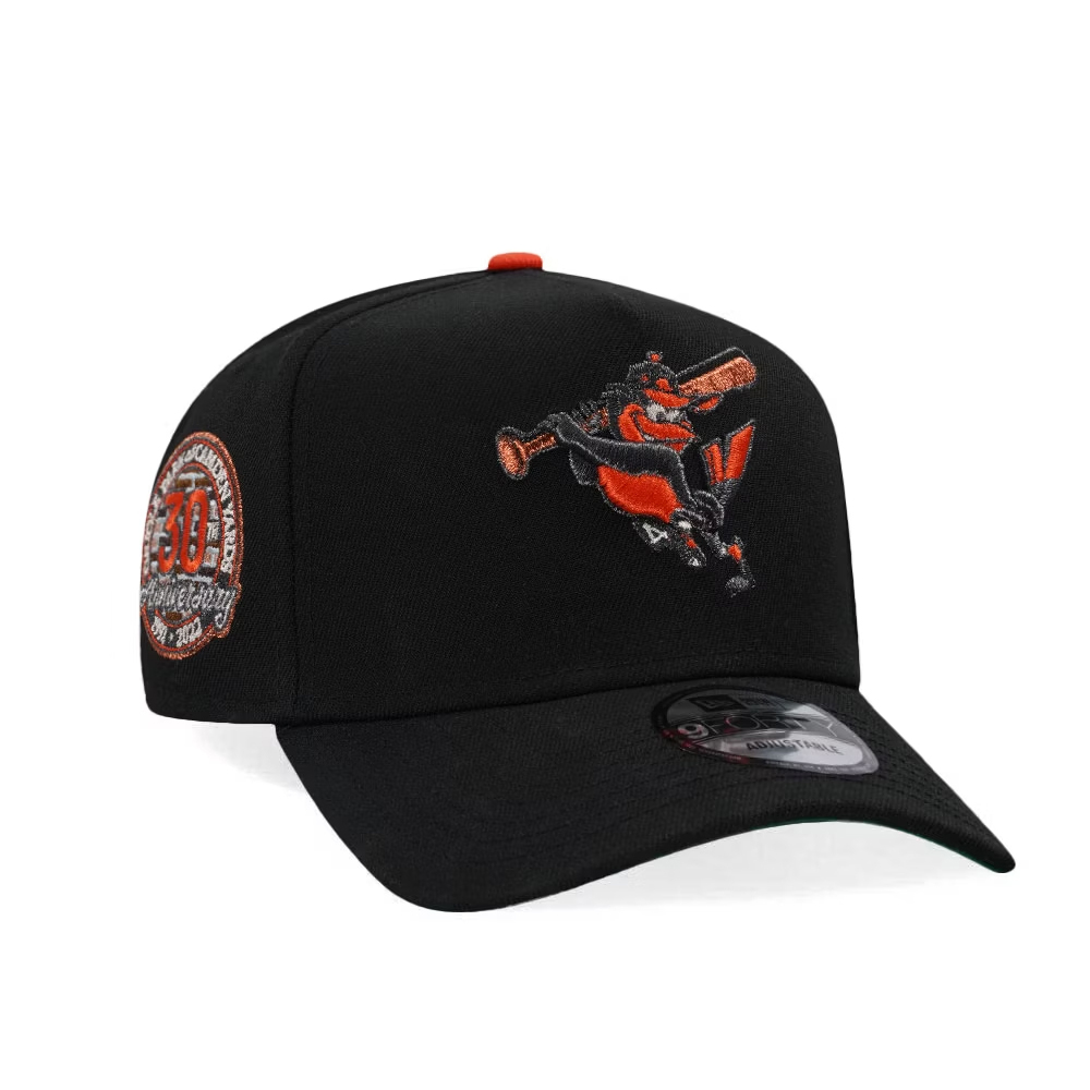 NEW ERA EU EXCLUSIVE NEW ERA HAT 9FORTY SNAPBACK BALTIMORE ORIOLES MLB 30TH ANNIVERSARY KELLY GREEN BOTTOM A FRAME SNAPBACK CAP BLACK