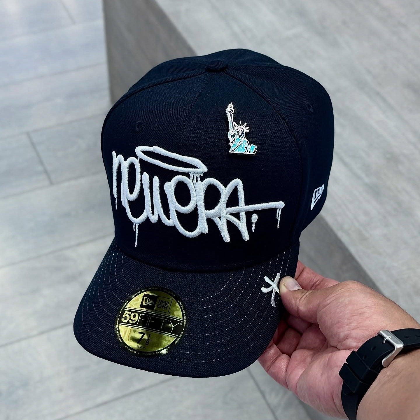 NEW ERA GRAPHIC NAVY 59FIFTY FITTED EMBROIDERED CASUAL BASEBALL CAP