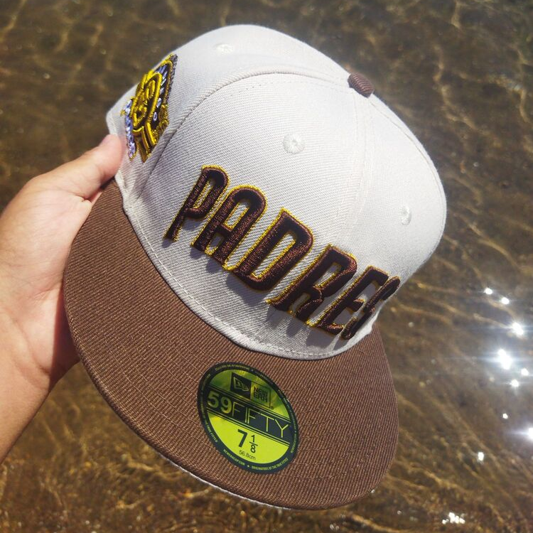 NEW ERA SAN DIEGO PADRES FITTED EMBROIDERED CASUAL BASEBALL CAP