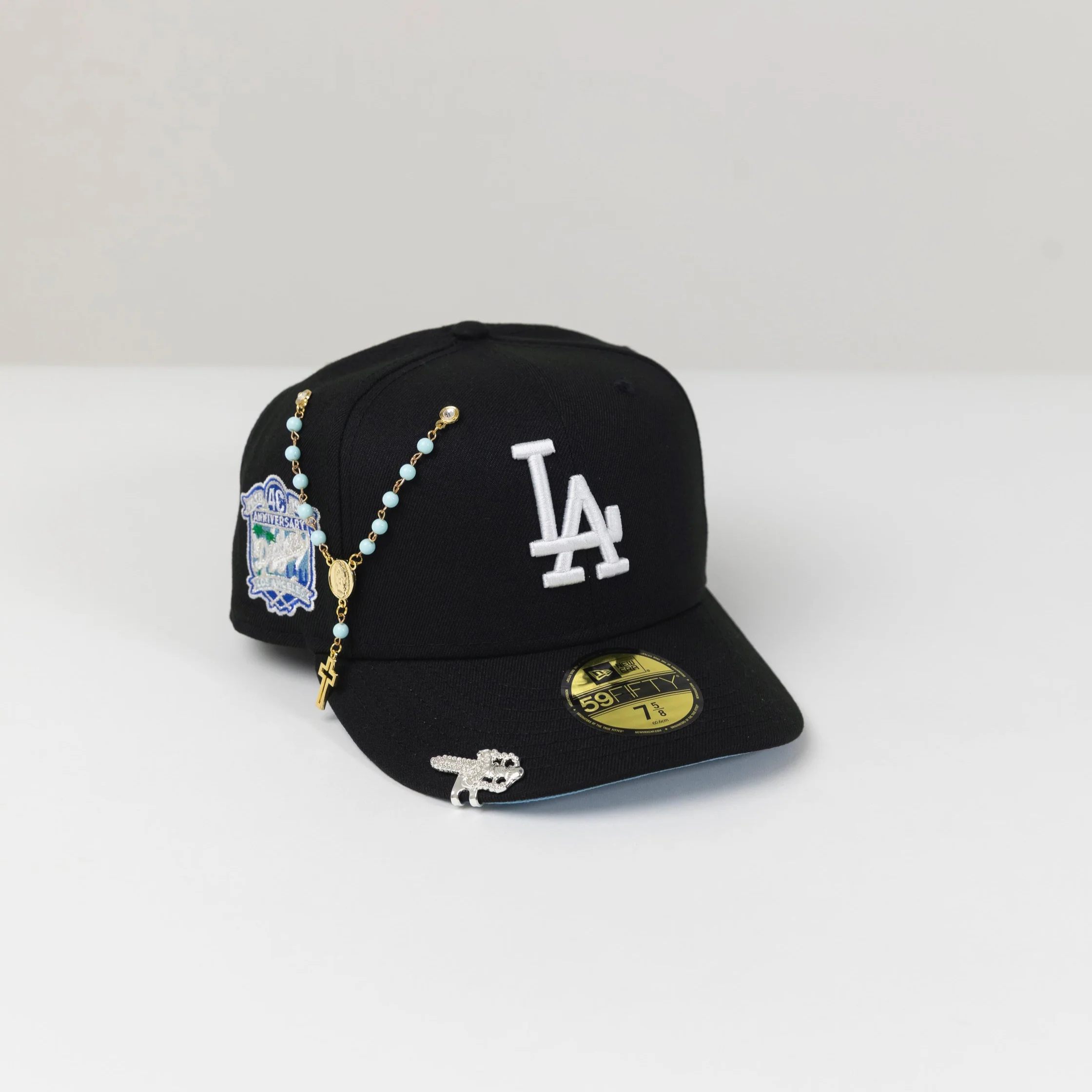 NEW ERA 59FIFTY BLACK LOS ANGELES DODGERS W/ 2024 WORLD SERIES CHAMPIONS SIDE PATCH