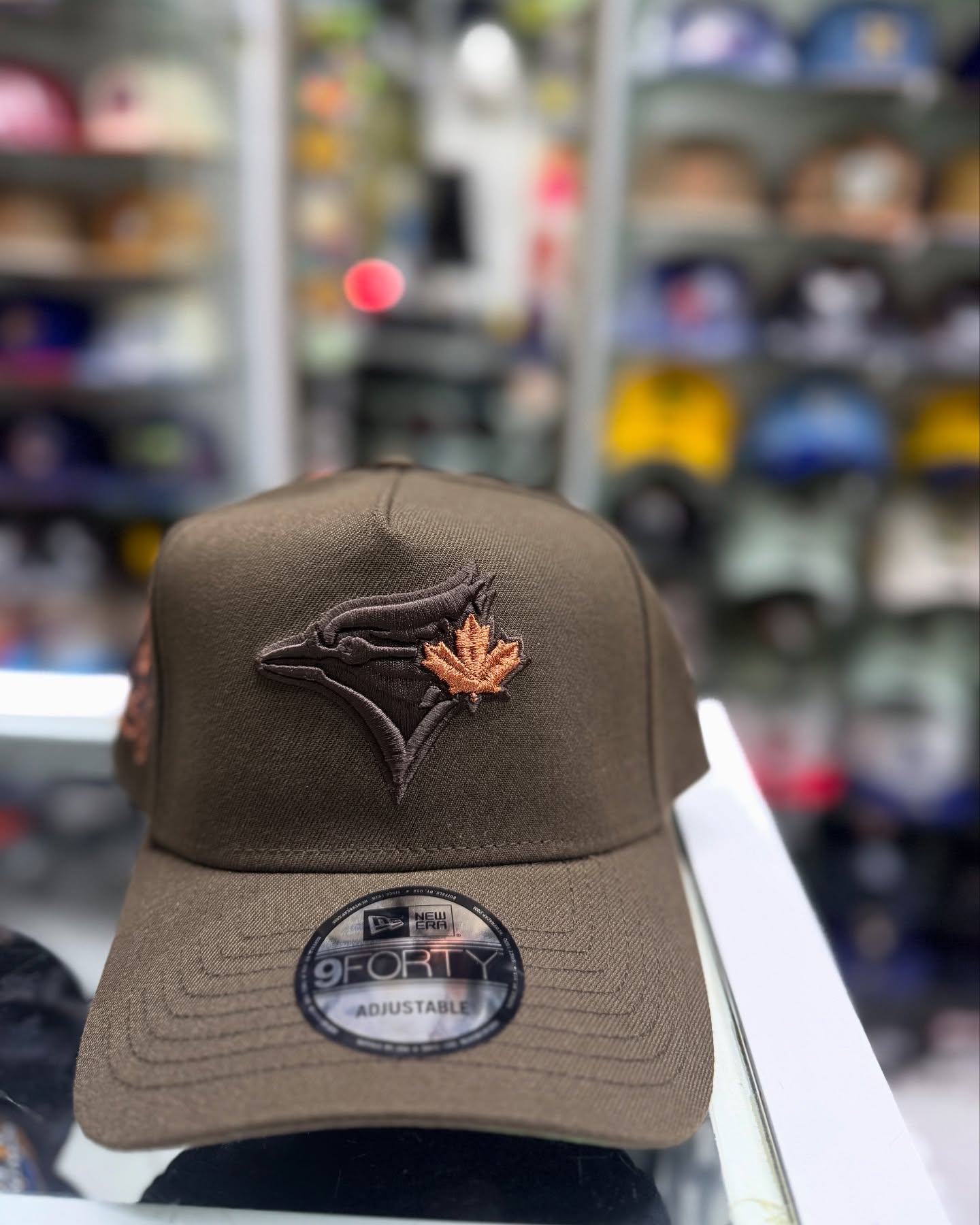NEW ERA NEW AGE TORONTO BLUEBIRD DARK BROWN PRIME EDITION 59FIFTY A FRAME