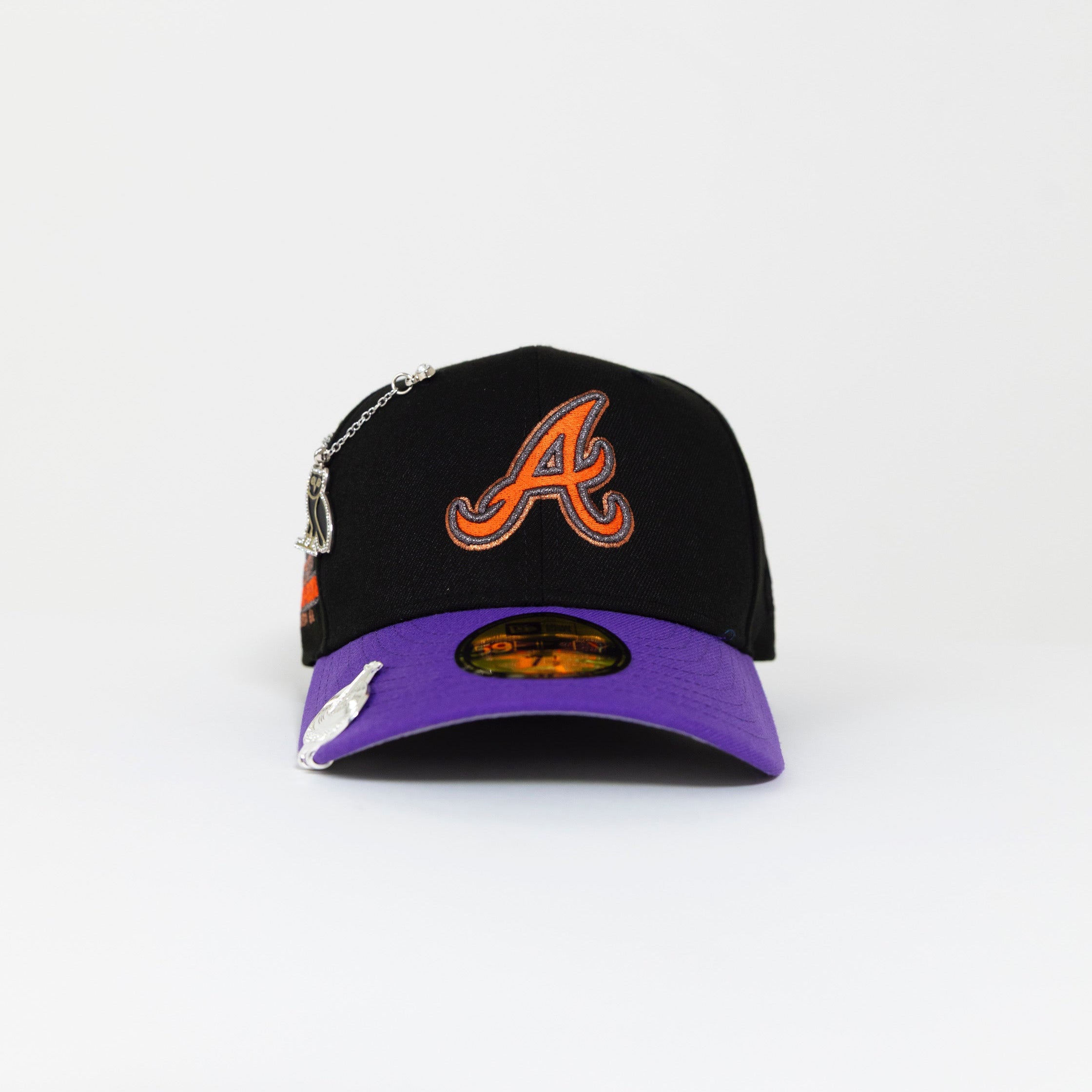 NEW ERA 59FIFTY BLACK/ PURPLE ATLANTA BRAVES W/ 