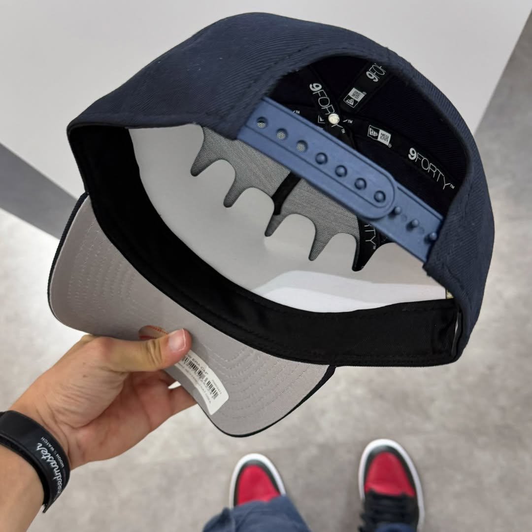 NEW ERA NEW YORK YANKEES WORLD SERIES 2009 NAVY 9FORTY A FRAME SNAPBACK CAP