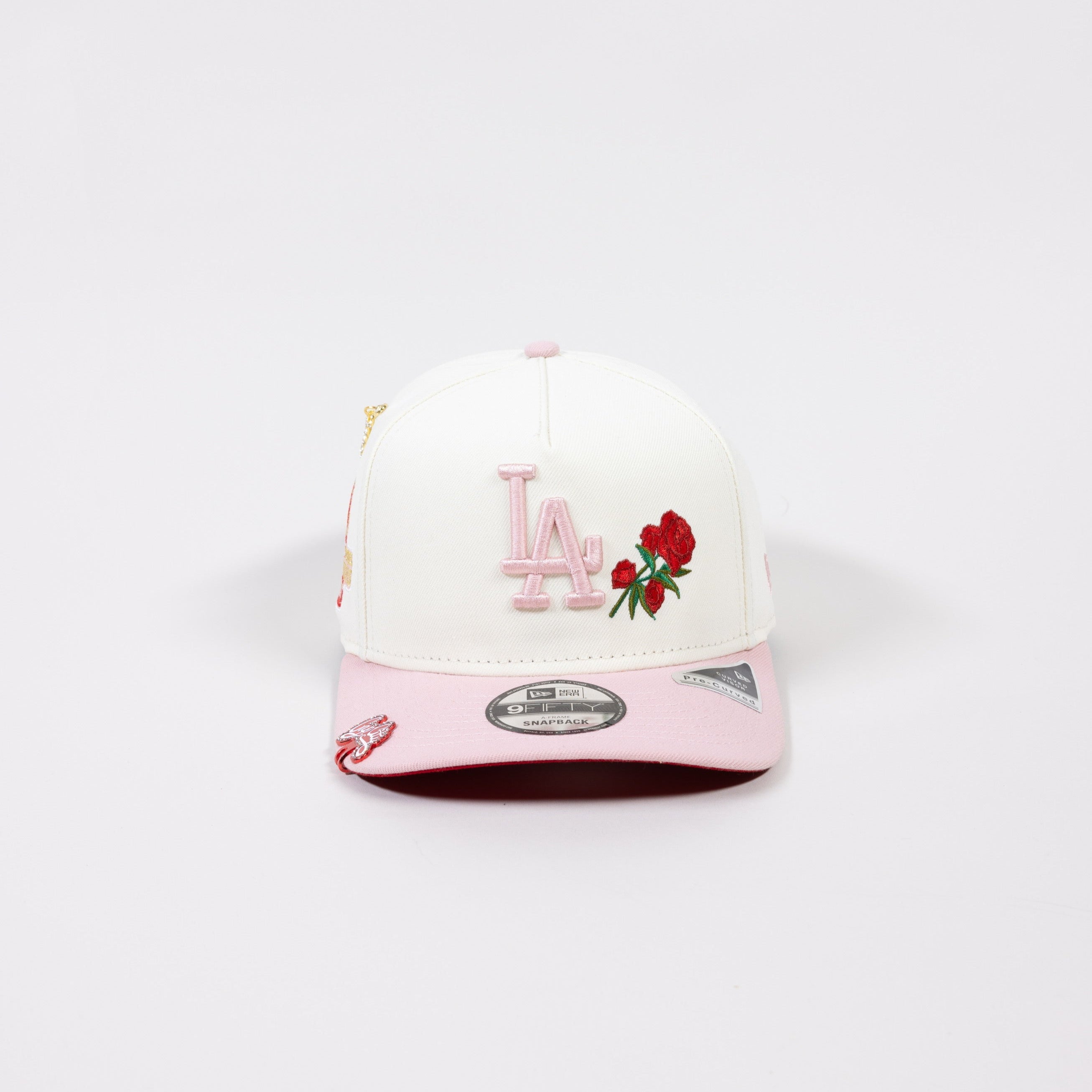 NEW ERA EXCLUSIVE 9FIFTY A-FRAME CHROME/ SOFT PINK LOS ANGELES DODGERS SNAPBACK W/ 2024 WORLD SERIES CHAMPIONS SIDE PATCH