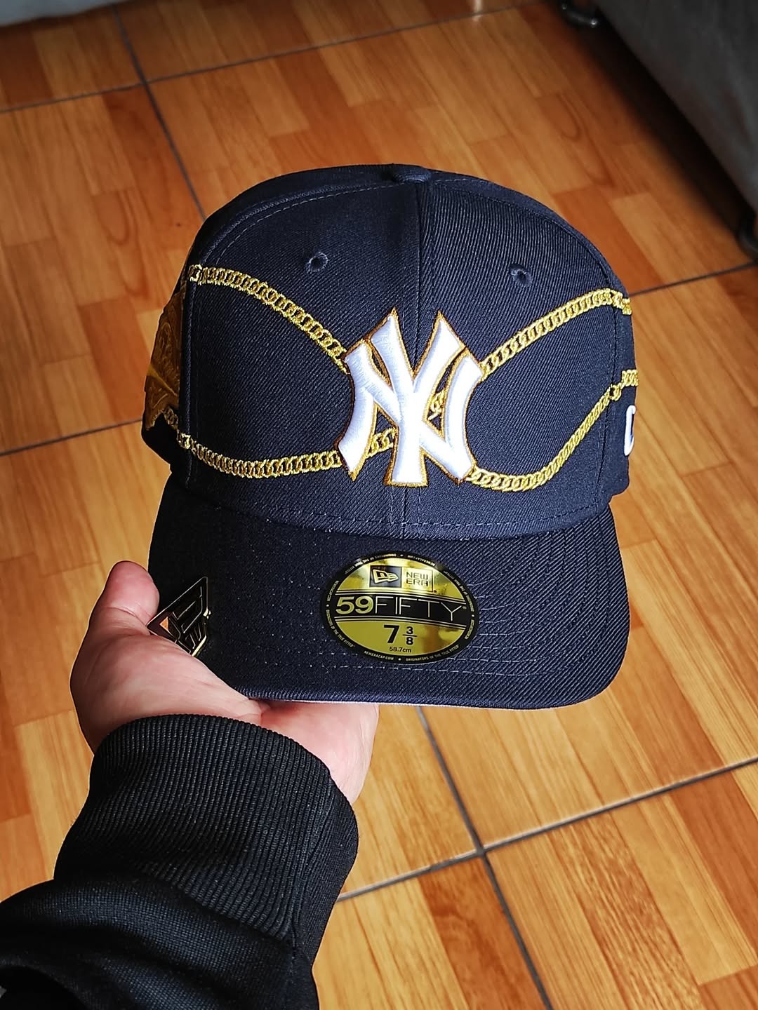 NEW ERA NEW YORK YANKEES 59FIFTY CHAIN EMBROIDERED CASUAL BASEBALL CAP