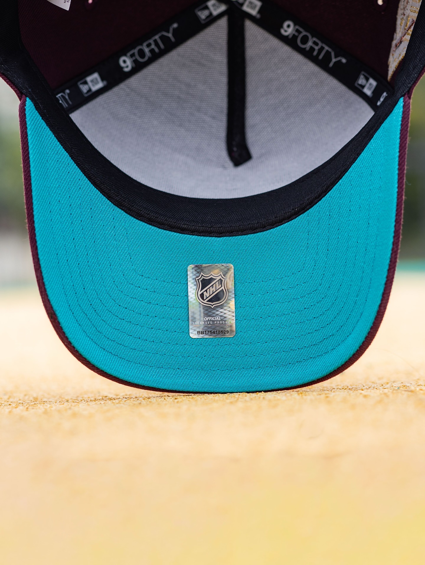 NEW ERA 9FORTY A-FRAME NHL ANAHEIM DUCKS MAROON / TEAL UV SNAPBACK