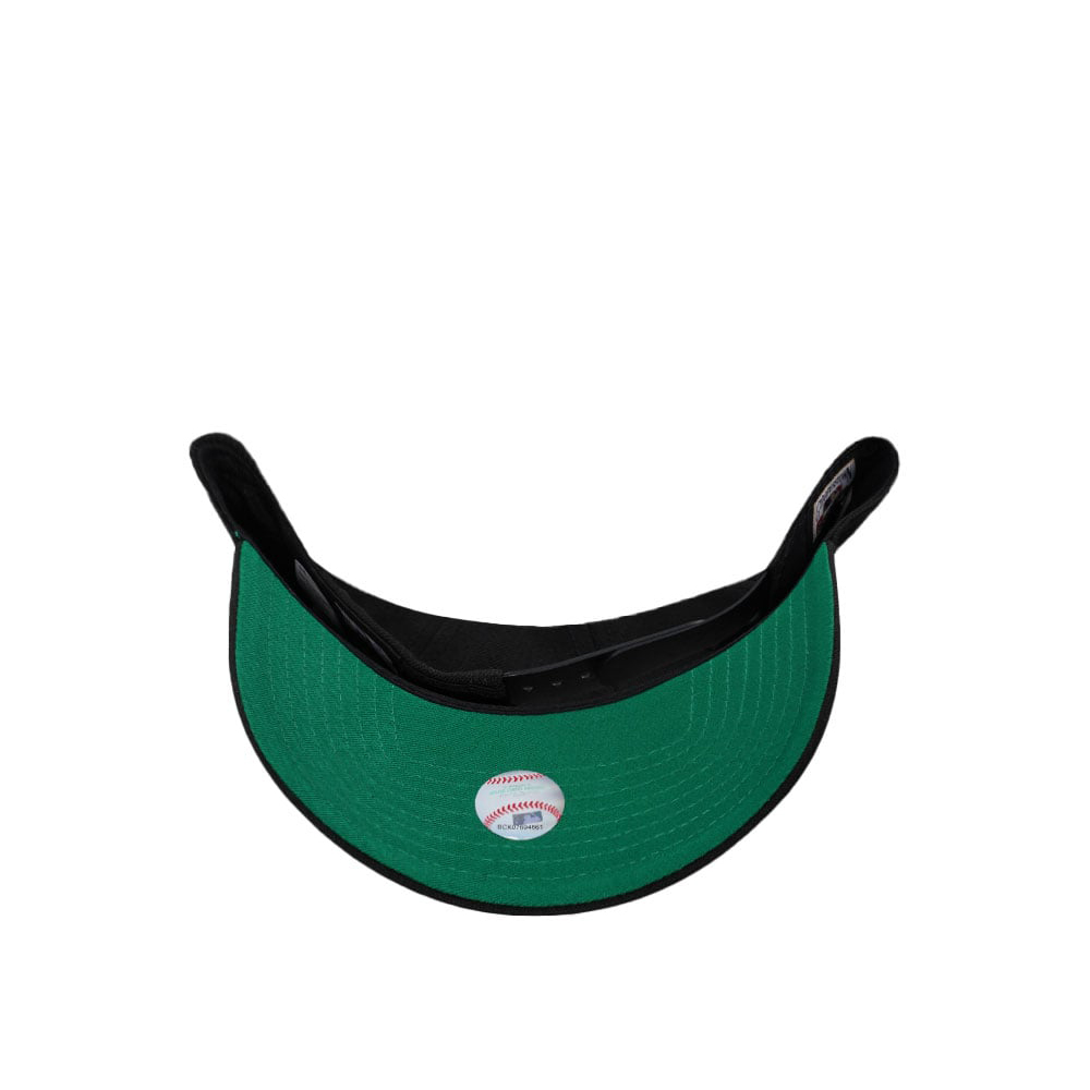 NEW ERA OAKLAND ATHLETICS BLACK METALLICS 9FORTY A FRAME SNAPBACK CAP