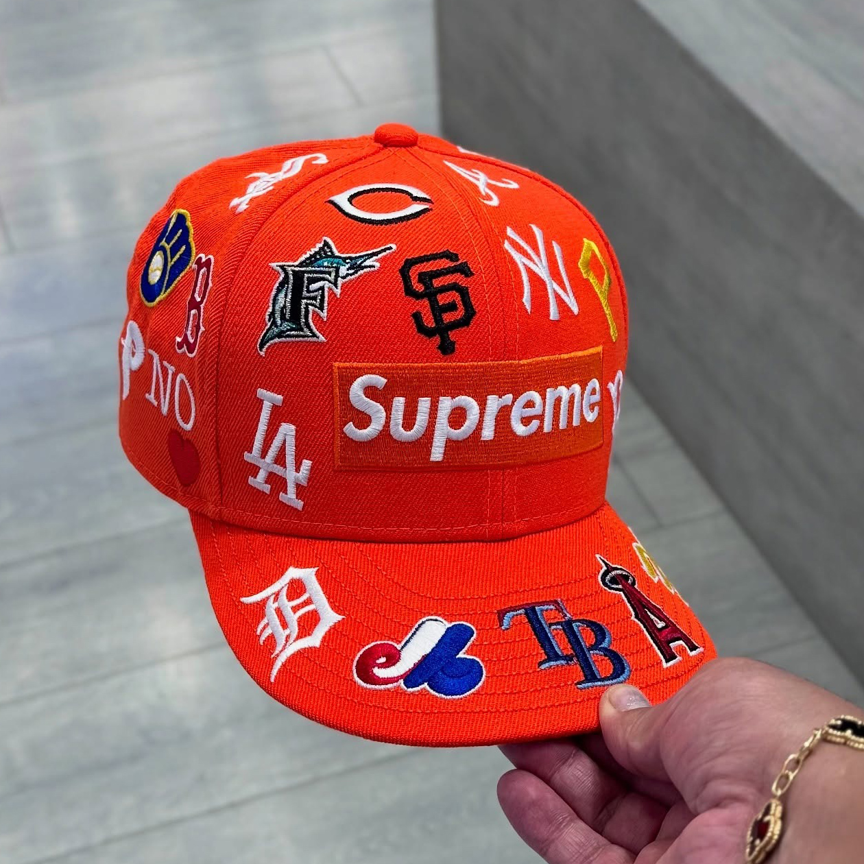 NEW ERA SUPREME MLB ORANGE EMBROIDERED CASUAL BASEBALL CAP