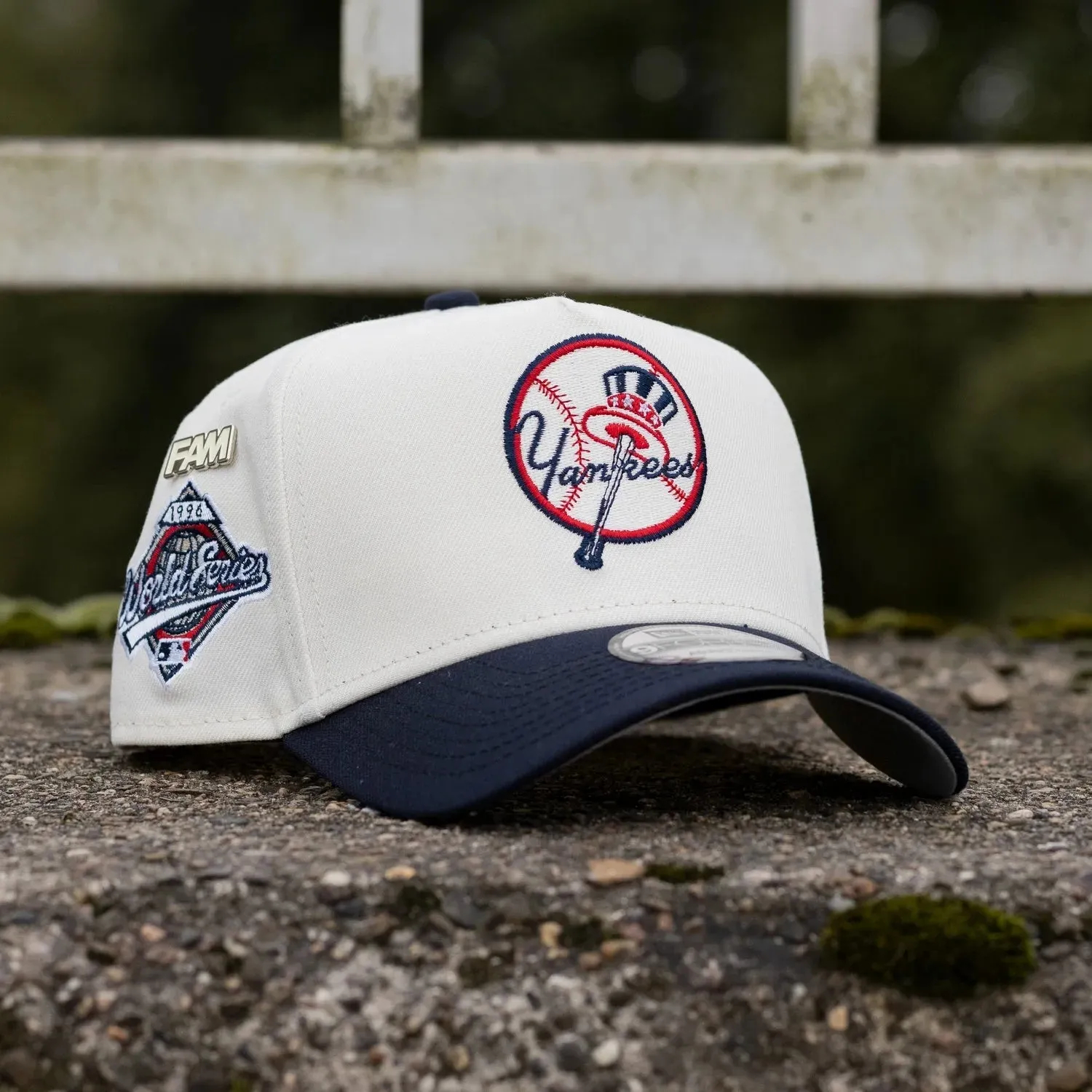 NEW ERA MLB YANKEES EMBROIDERED CONTRAST COLOR BASEBALL CAP