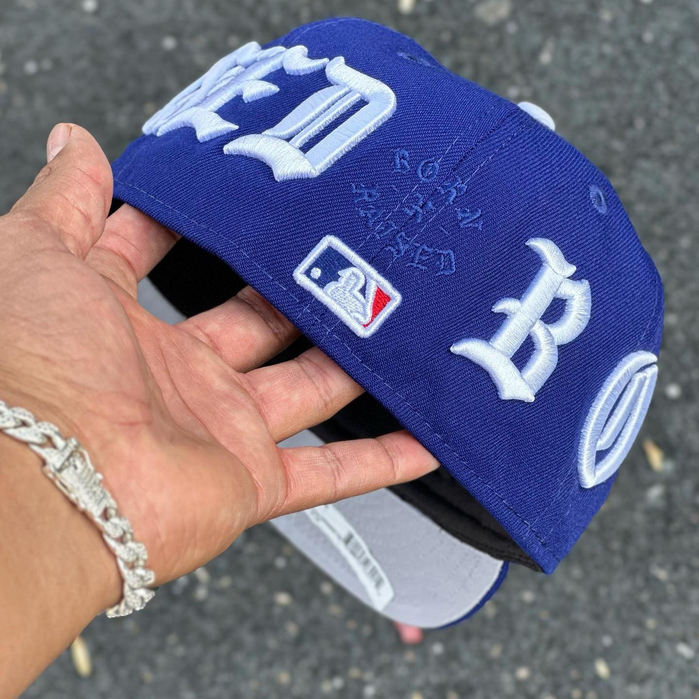 NEW ERA BORNXRAISED X N•E EMBROIDERED CASUAL BASEBALL CAP