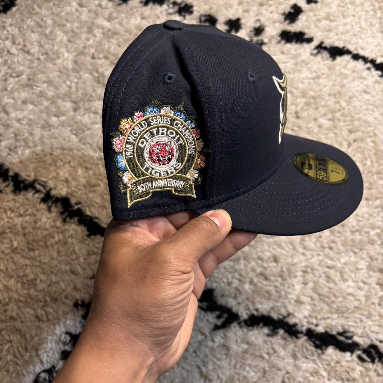 NEW ERA DETROIT TIGERS NAVY 1968 WORLD SERIES CHAMPIONS 50TH ANNIVERSARY SPRING TRAINING BOTANICAL EMBROIDERED CASUAL BASEBALL CAP