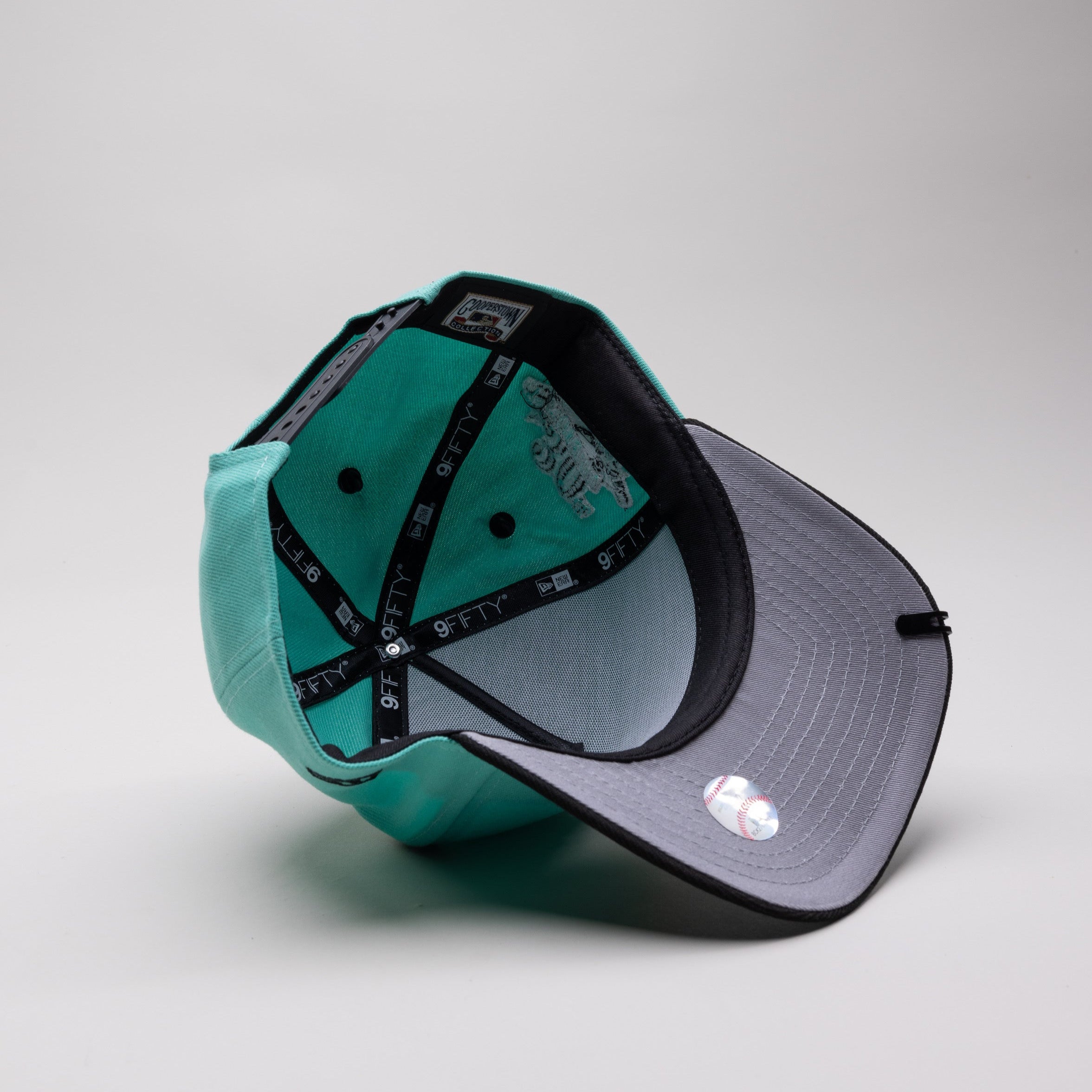 NEW ERA EXCLUSIVE 9FIFTY A-FRAME TURQUOISE/ BLACK ATLANTA BRAVES SNAPBACK W/ 30TH ANNIVERSARY SIDE PATCH
