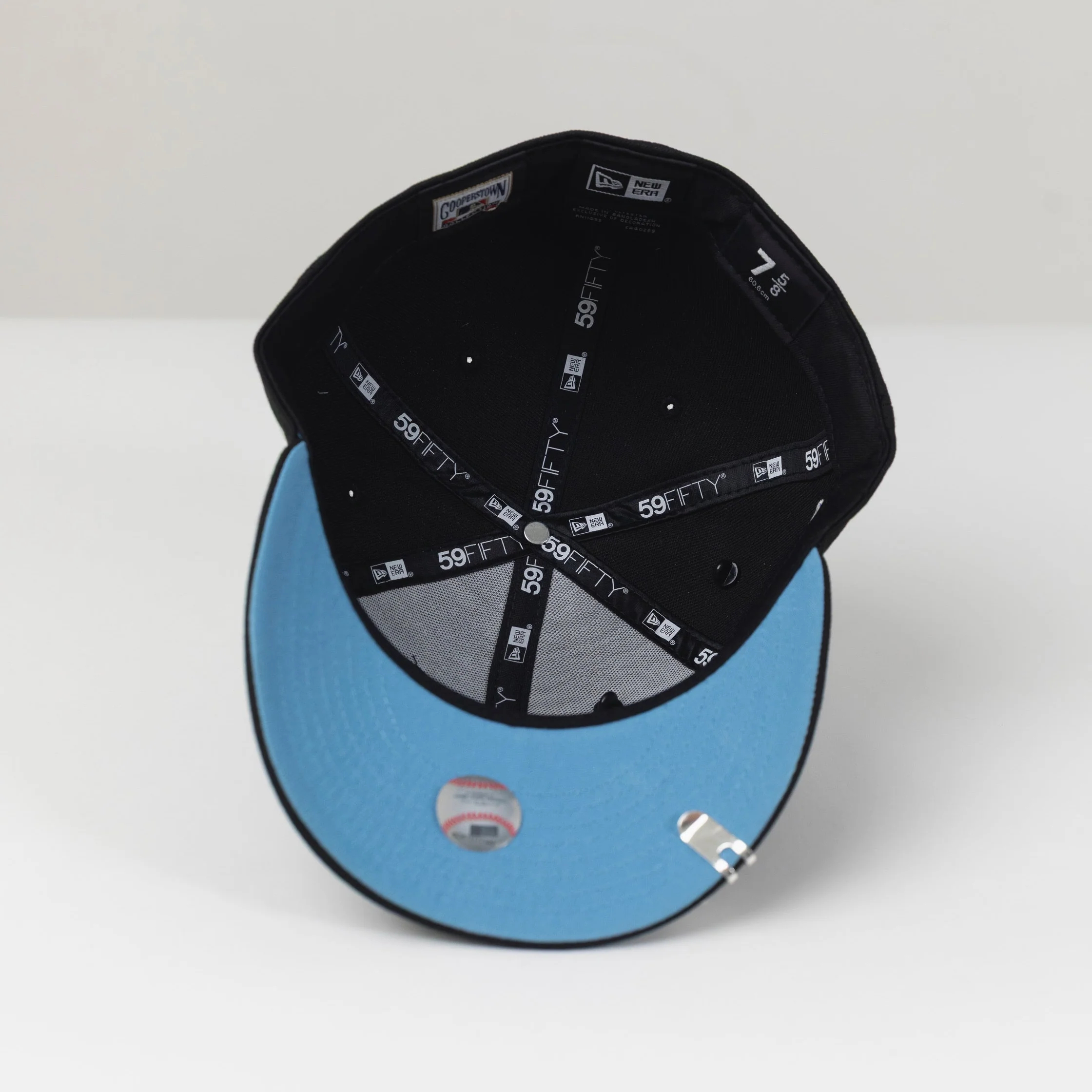 NEW ERA 59FIFTY BLACK LOS ANGELES DODGERS W/ 2024 WORLD SERIES CHAMPIONS SIDE PATCH