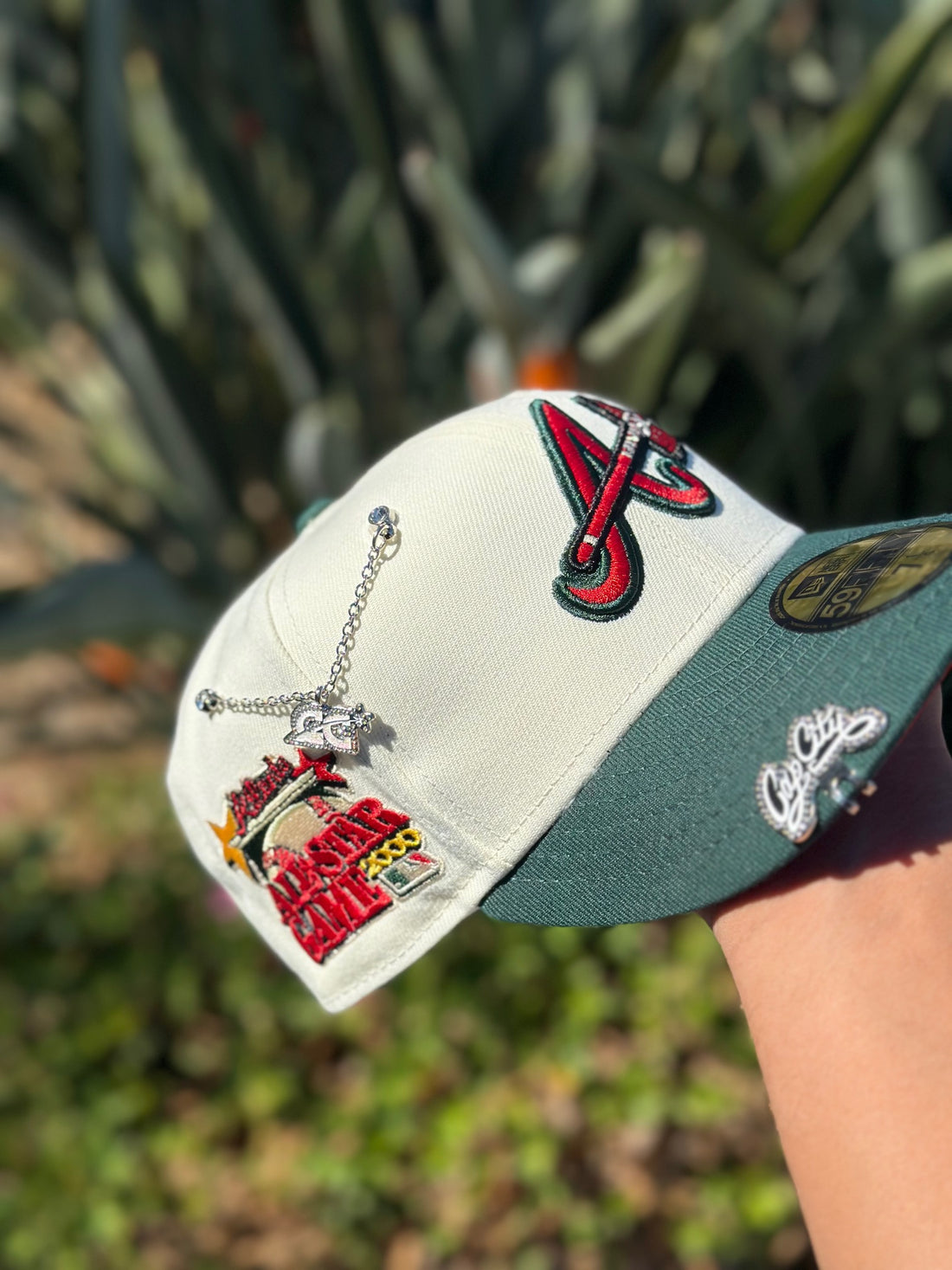 NEW ERA EXCLUSIVE 9FIFTY CHROME WHITE/FORET GREEN ATLANTA BRAVES W/ 2000 ALL STAR GAME PATCH