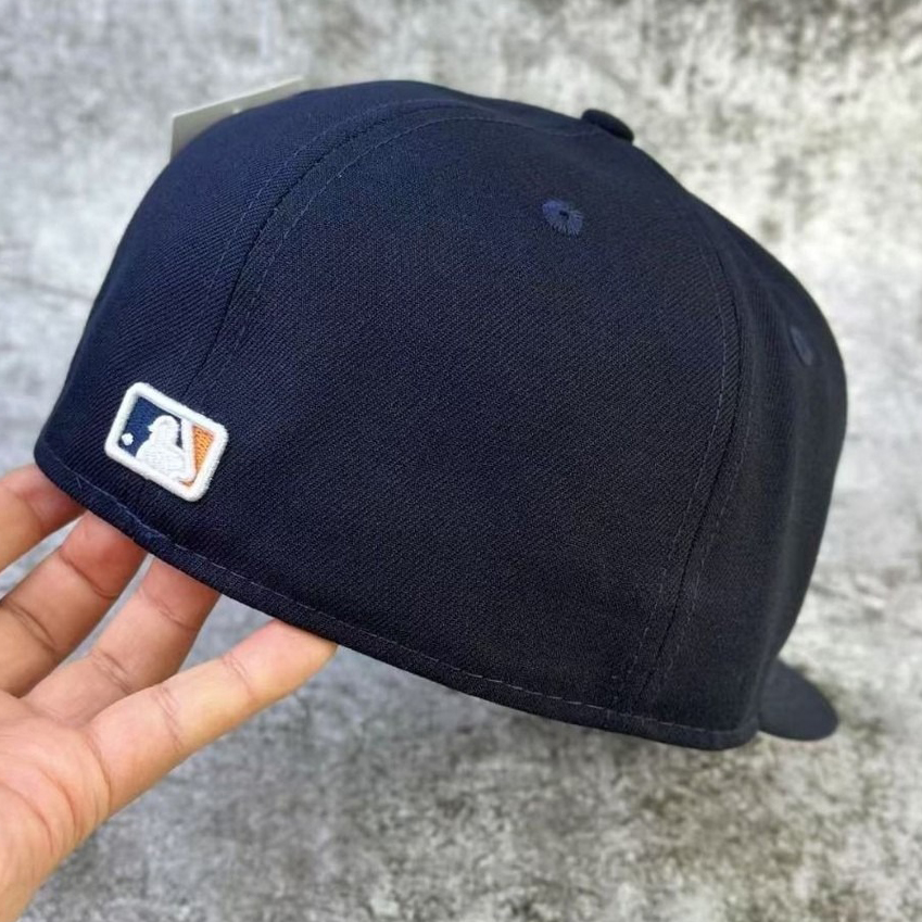 NEW ERA 5950 DETROIT TIGERS NAVY EMBROIDERED CASUAL BASEBALL CAP