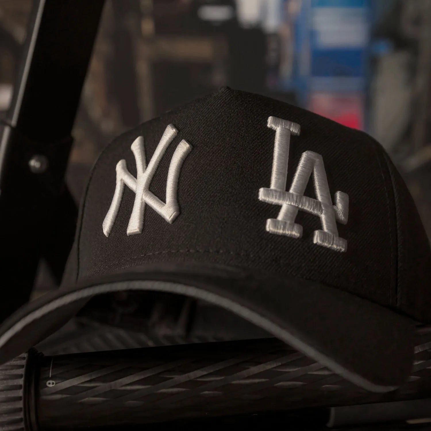 NEW ERA 9FORTY A-FRAME MLB NY LA BLACK/GREY UV CAP