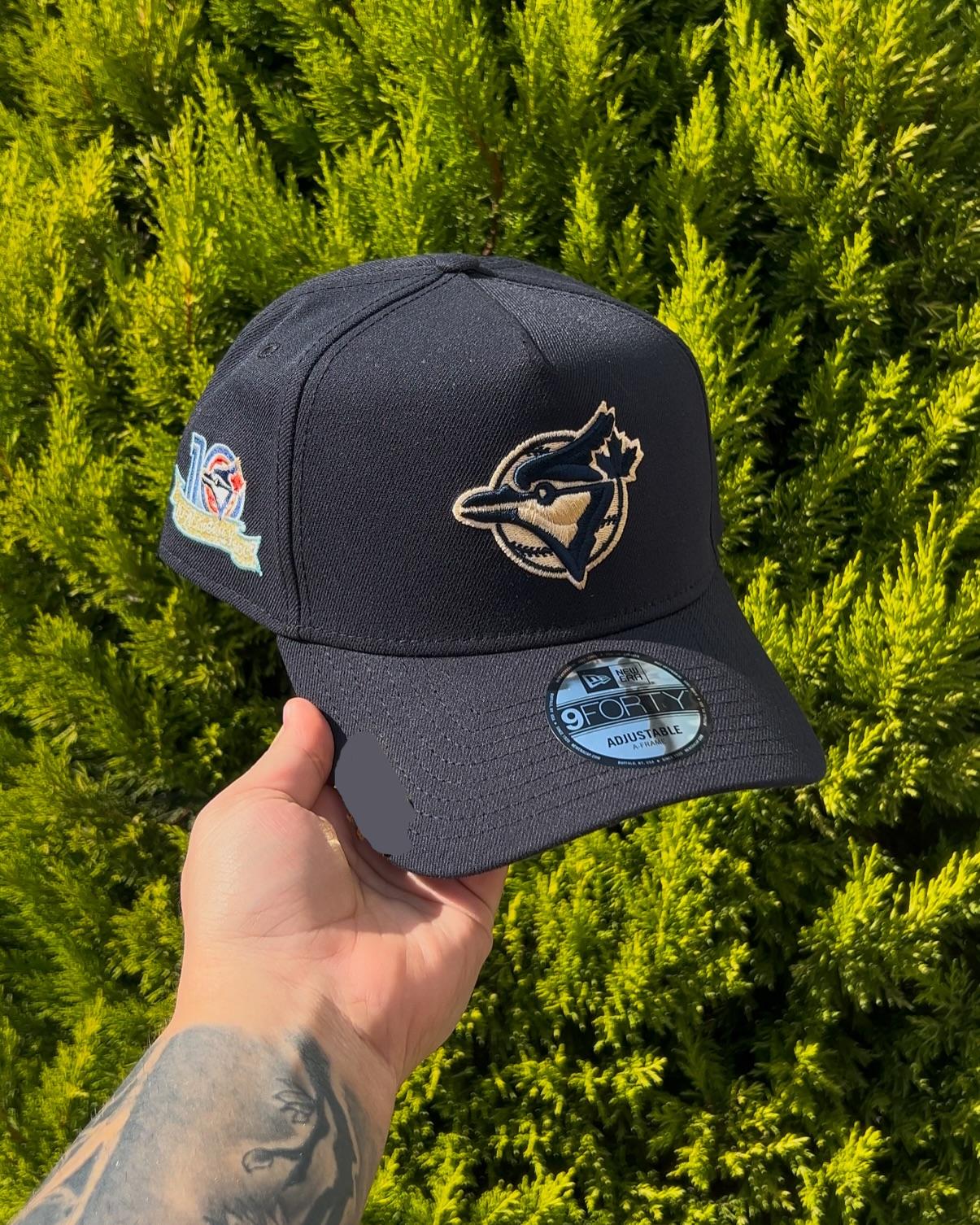 NEW ERA TORONTO BLUE JAYS 10TH ANNIVERSARY BLUE ICE EDITION 9FORTY A FRAME SNAPBACK CAP