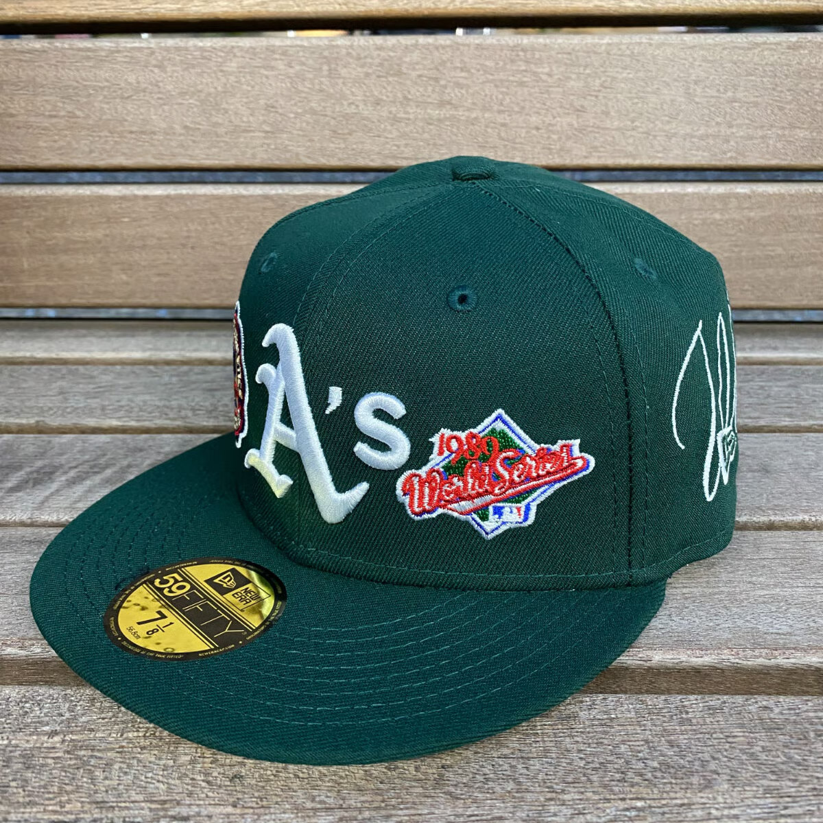 NEW ERA GREEN HISTORIC WORLD SERIES CHAMPIONS EMBROIDERED CASUAL BASEBALL CAP